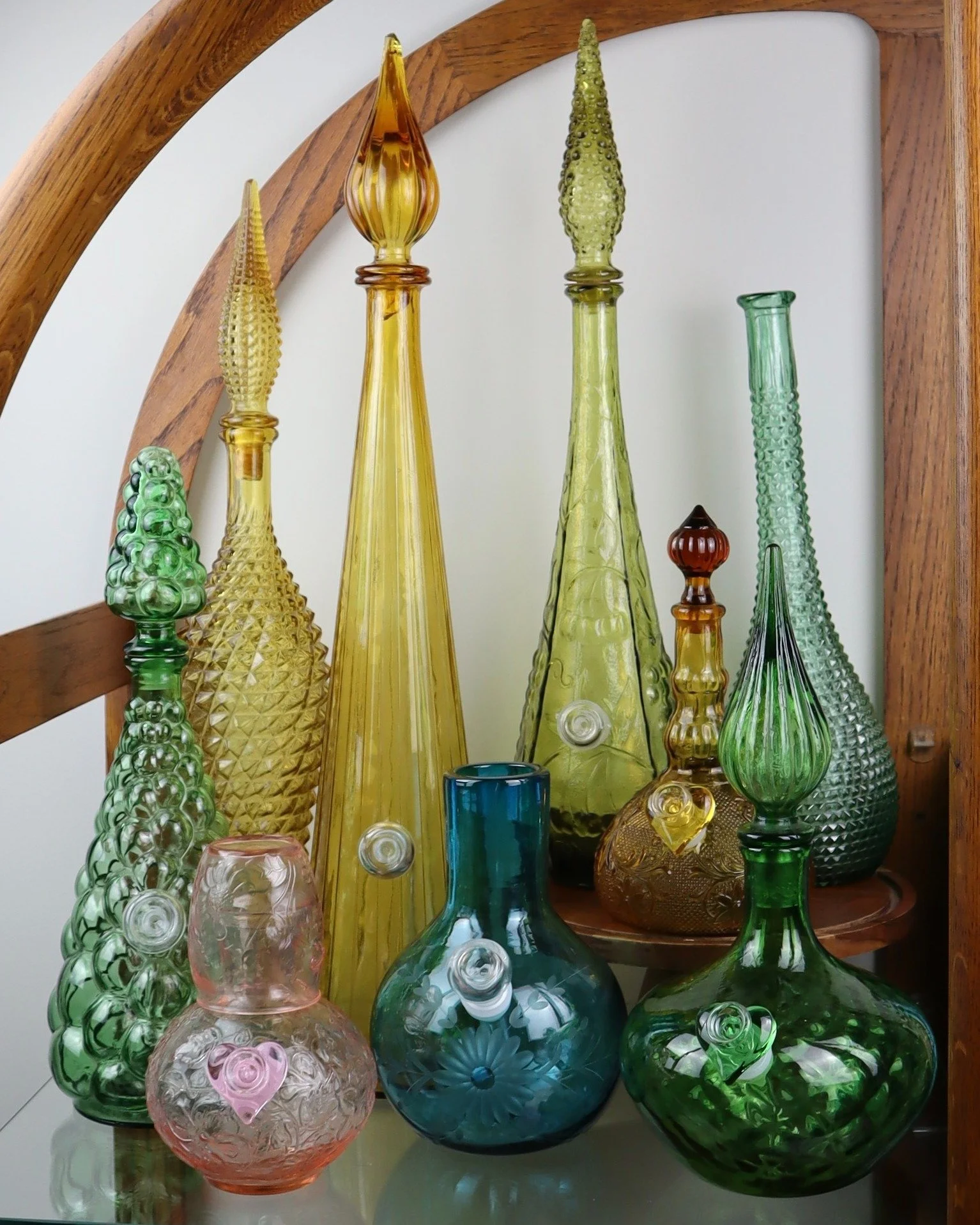 We're so excited to have @kushkollectivelounge setting up with us Next Saturday, November 8th for our Wichita show! Kush Kollective is a small, locally owned business specializing in repurposing vintage glassware into unique, functional art pieces. T