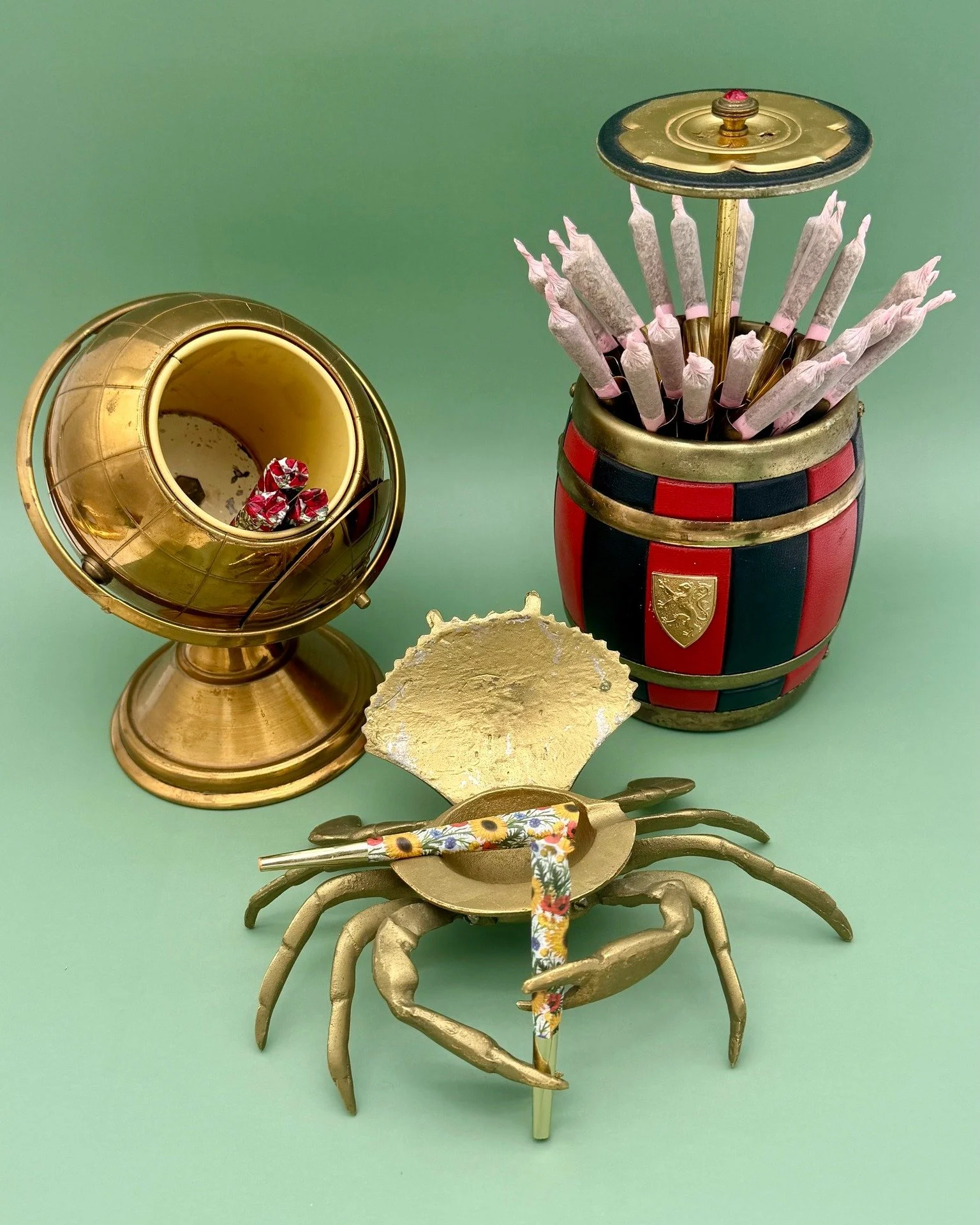 DALLAS! @pearlspuffparlor is packing up her most coveted pieces and will make her first Dallas debut at TTVE, Saturday, March 14. This Latina owned boutique specializes in elegant and luxurious vintage puffing pieces that will make you want to slip o