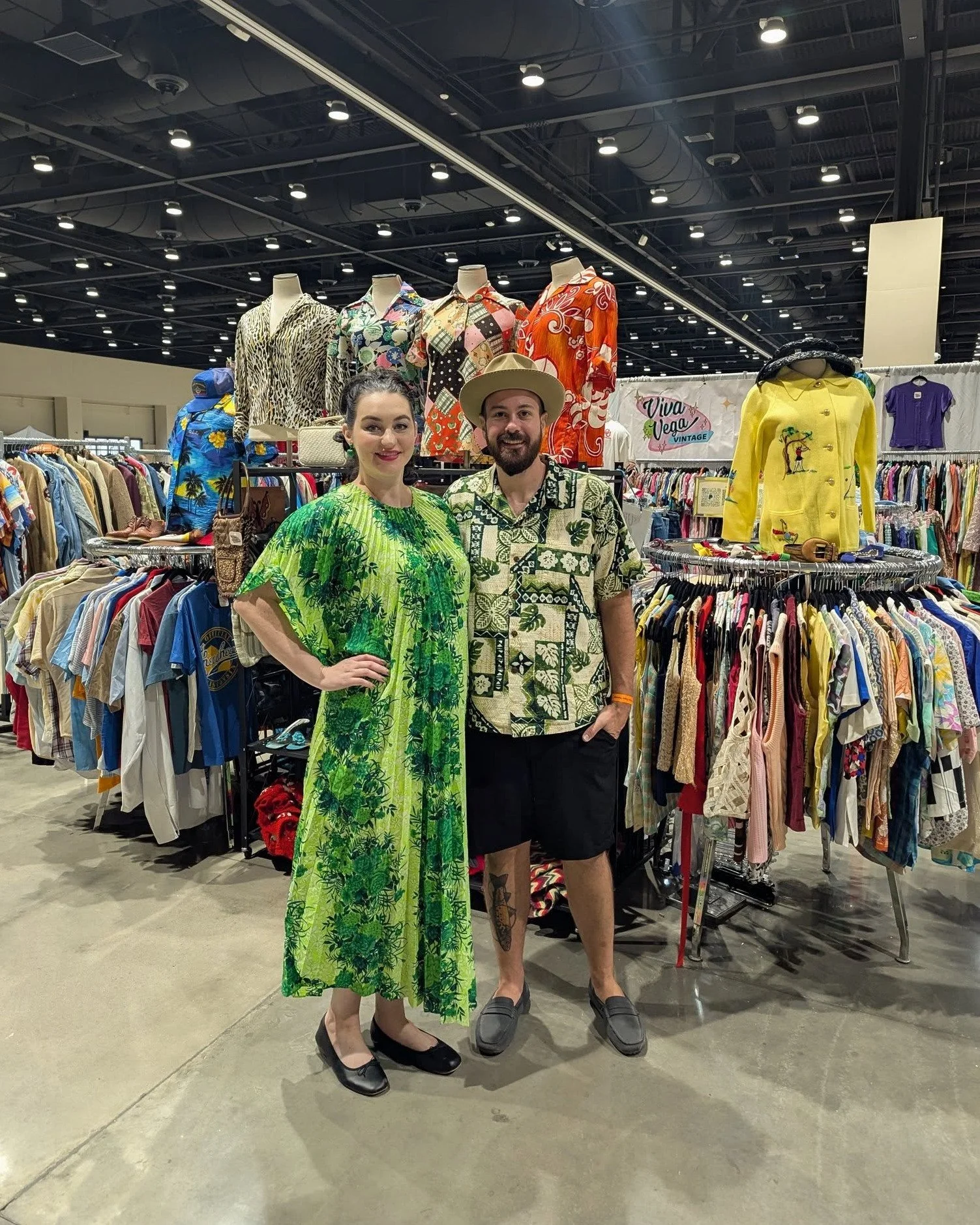 We are so excited to have @vivavegavintage joining us NEXT SATURDAY, March 28th for our Rogers show! Viva Vega Vintage specializes in authentic vintage clothing for women, men, and children, featuring timeless styles from the 1940s through the 1990s;
