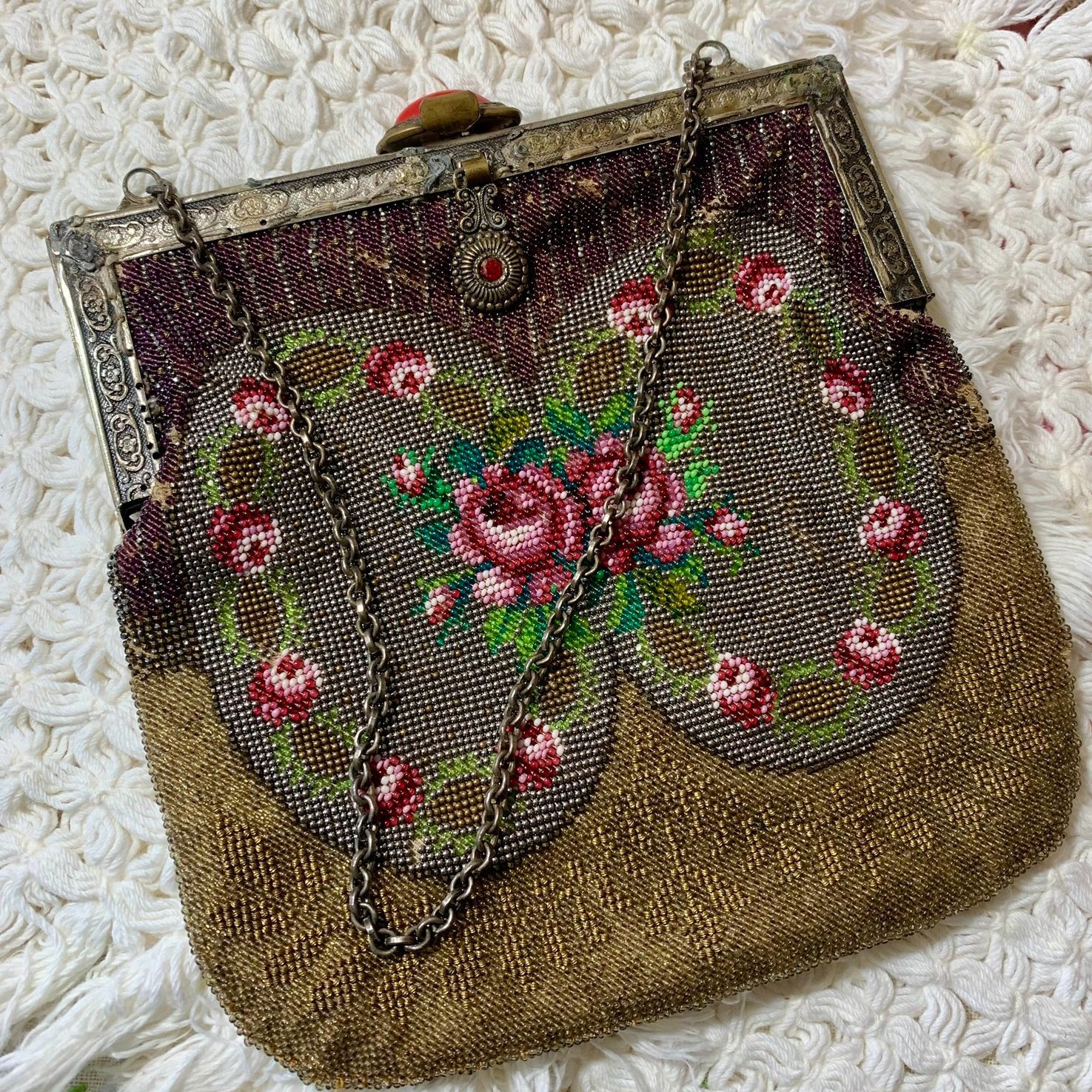 NWA! Art by Breana Laden will be joining us for our Rogers show NEXT SATURDAY, March 28th! Breana creates paintings, up-cycles old frames, and carries a selection of curated vintage goods; we can't wait for you to see what they have to offer! ✨ Detai