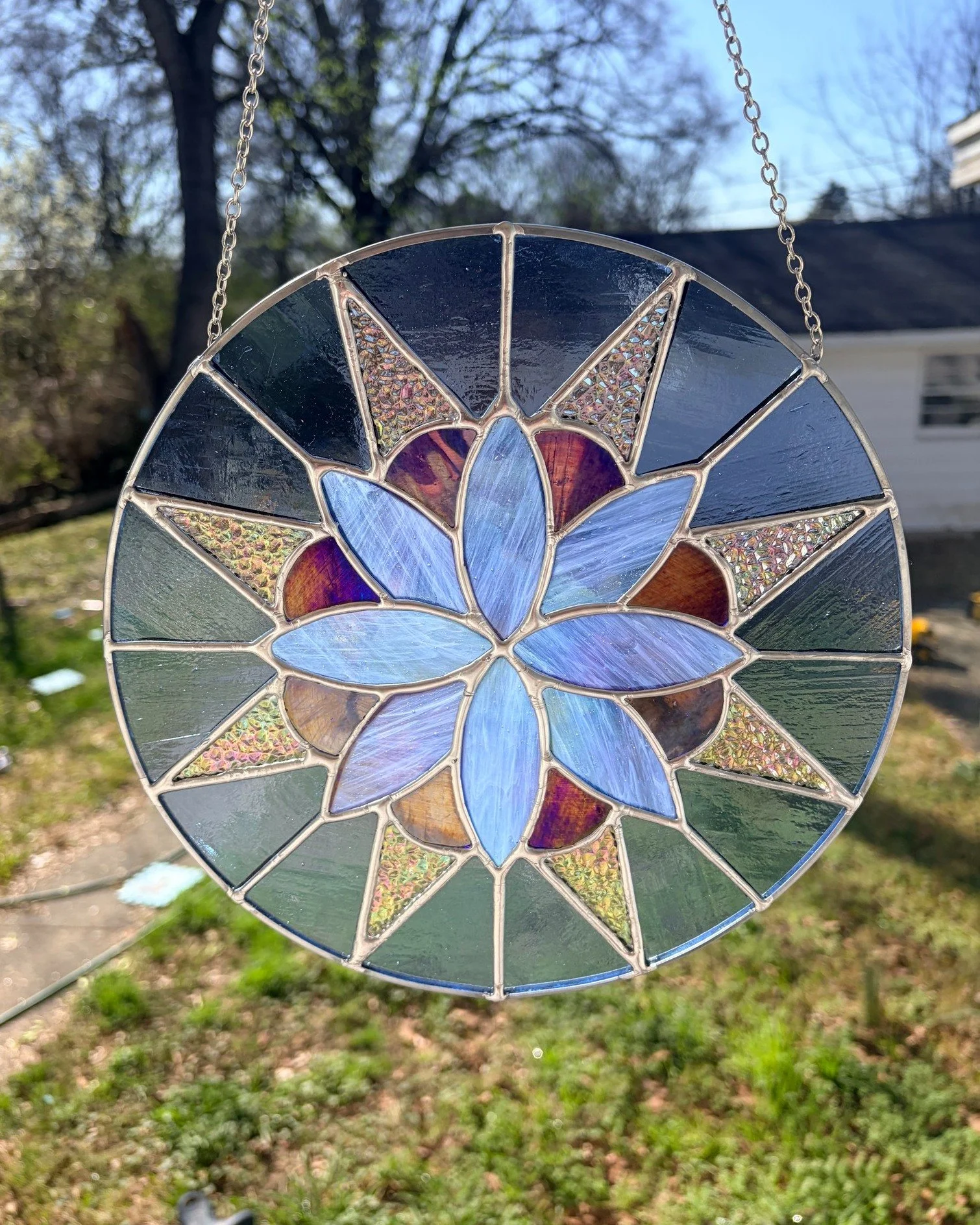 NEXT SATURDAY! @madglassshop will be joining us for our Rogers show next Saturday, March 28th! Mad Glass Shop uses vintage glass to create fstained glass suncatchers, propagation stations, plant stakes, nightlights, and book ends; we can't wait to se