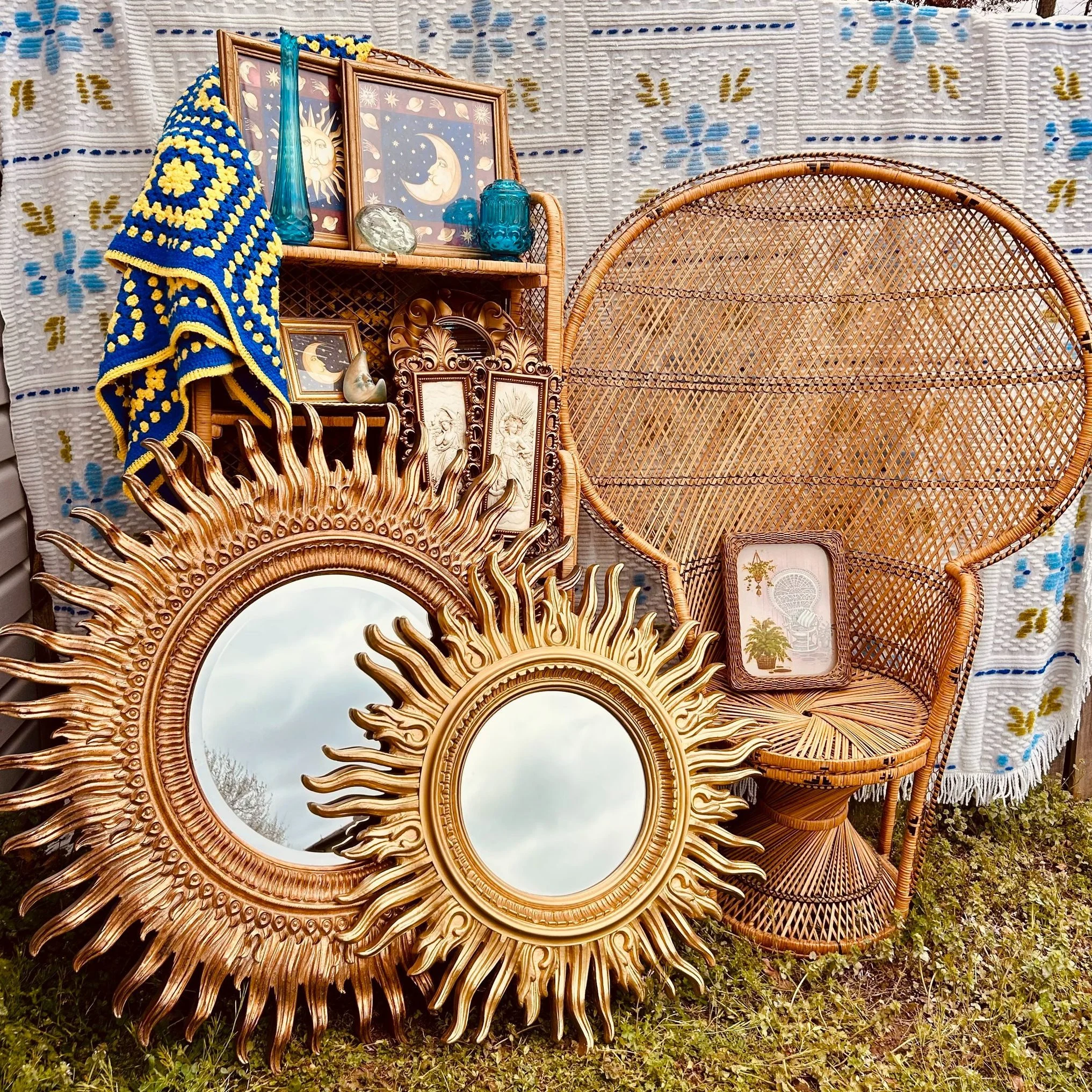 Looking for vintage home decor or furniture? Then you're in luck, because @sweetmaryvintage will be setting up with us NEXT SATURDAY, March 28th, where they'll be offering  curated mid century and vintage home decor &amp; furniture; here's a sneak pe