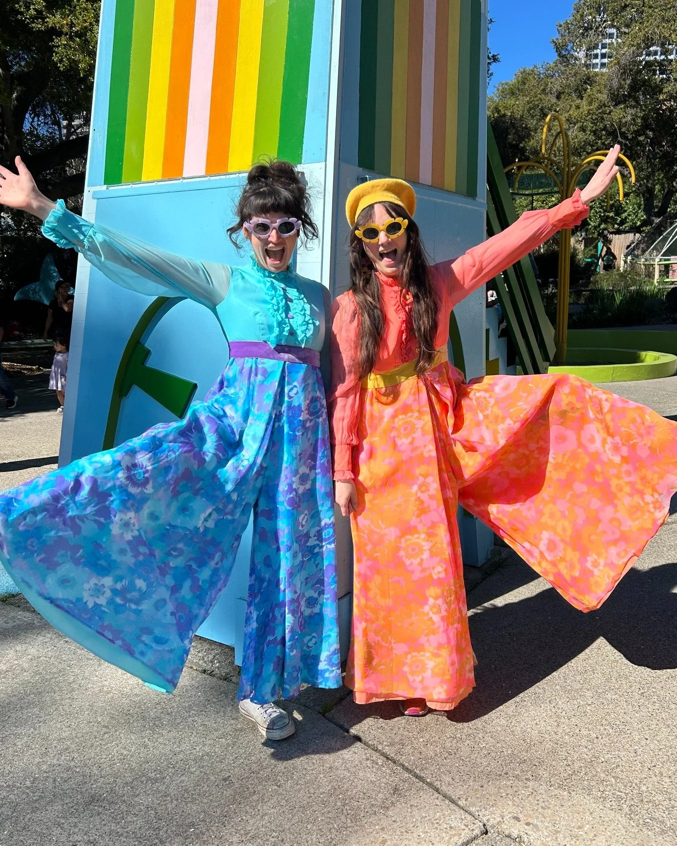 TOMORROW! We're so excited to have @headsortailscollective joining us tomorrow, April 18th for our San Mateo show! Heads Or Tails specializes in vintage fashion the &lsquo;60s &amp; &lsquo;70s - they carry many different textiles, styles, price point