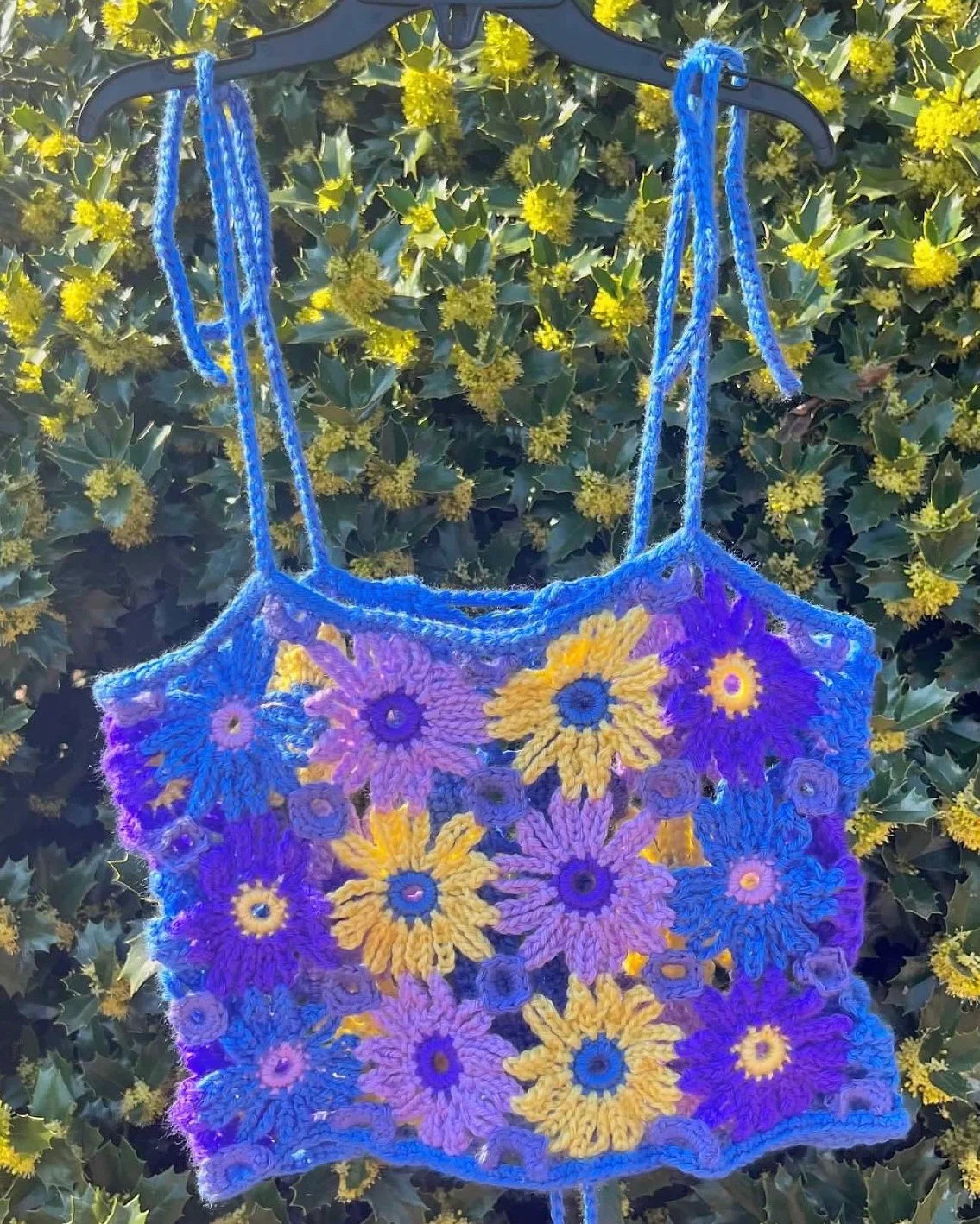 HUNTSVILLE! We're so excited to have @light_from_the_rubble setting up with us THIS SATURDAY, May 9th, for our Alabama show! Light From The Rubble creates crochet earrings and up-cycled clothing, with a focus on nature motifs, sustainability, and siz