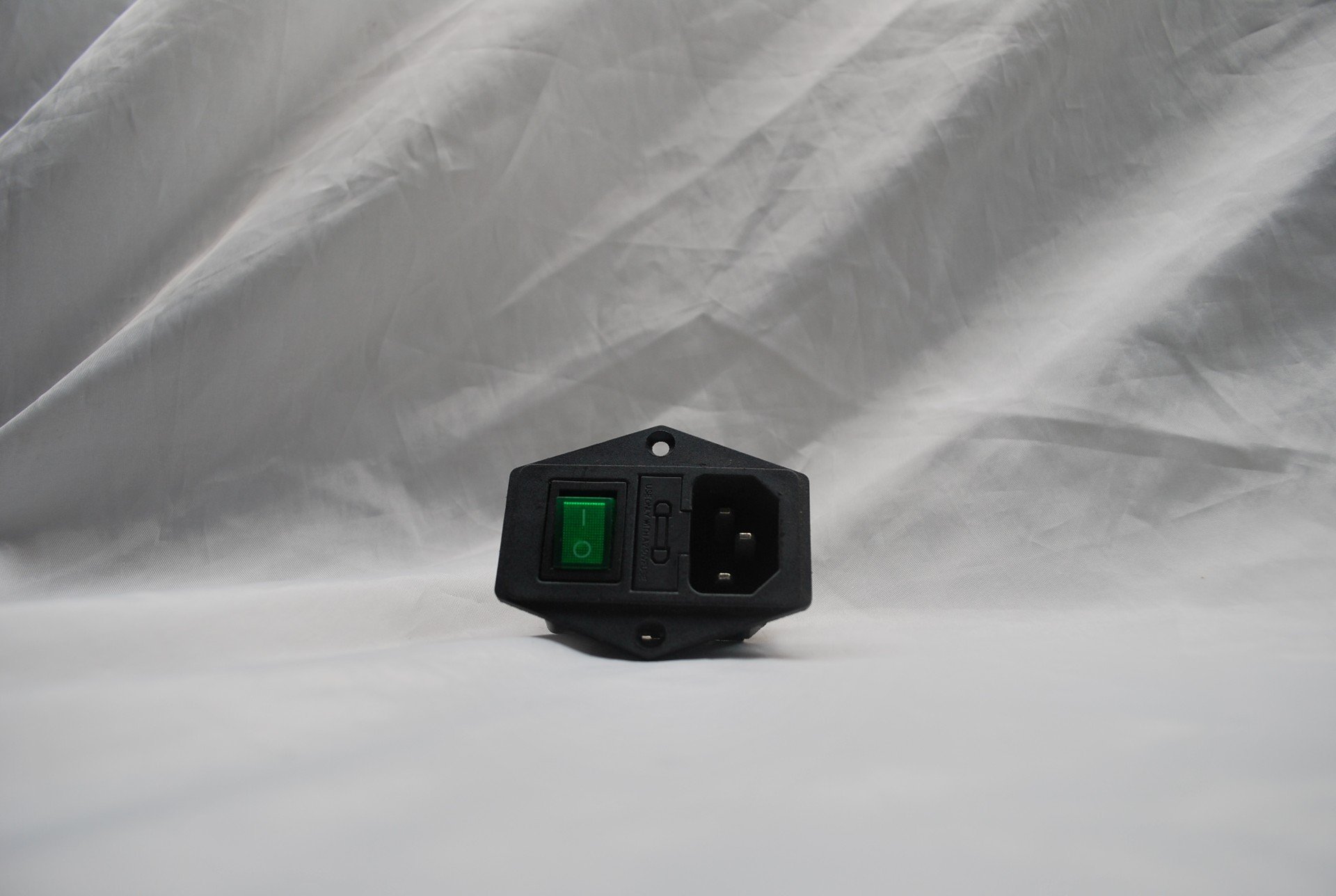 green switch socket w arms.jpg