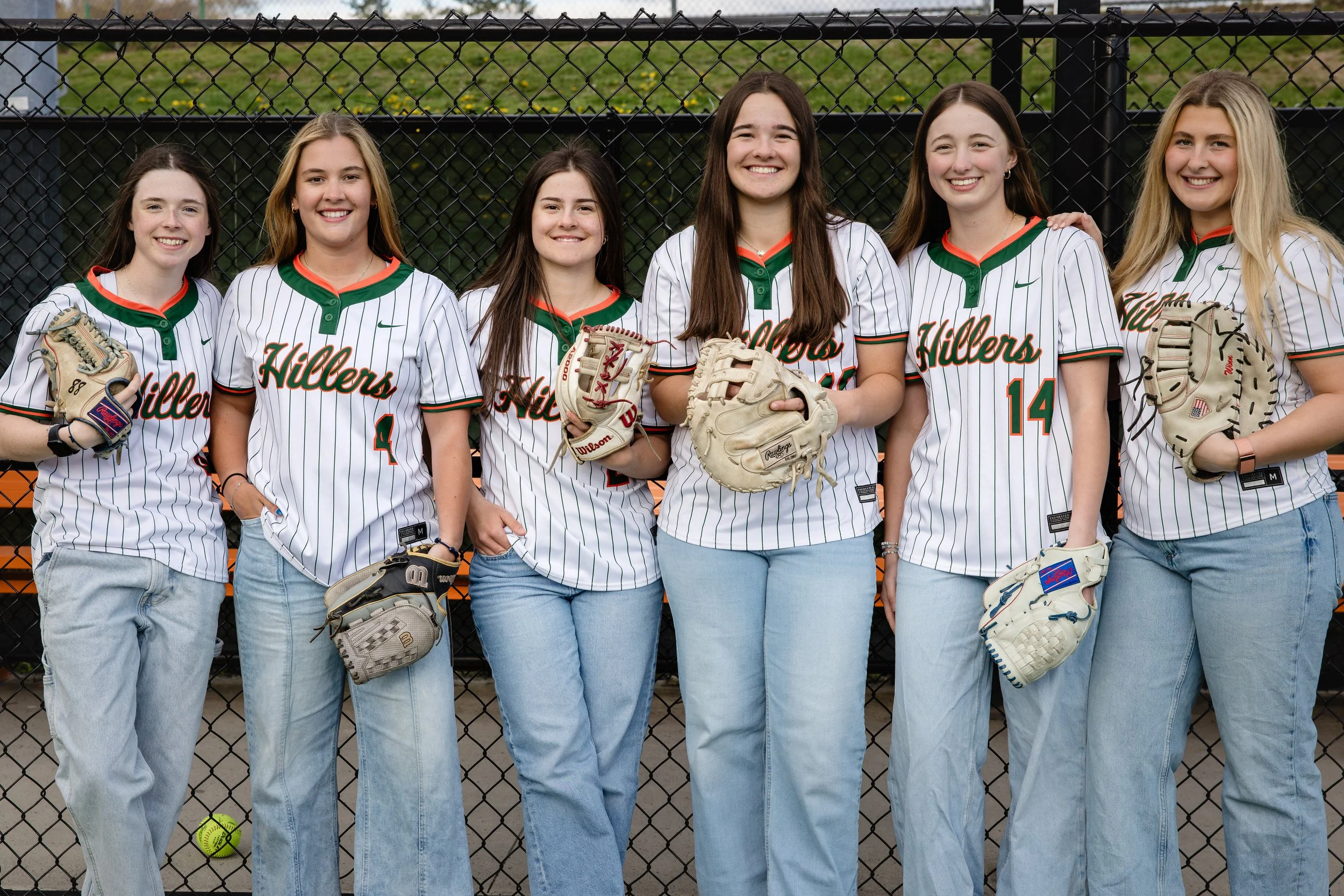 HHSSoftball26SeniorsTriciaLaCasciaPhotography260503482A8771Group.jpg