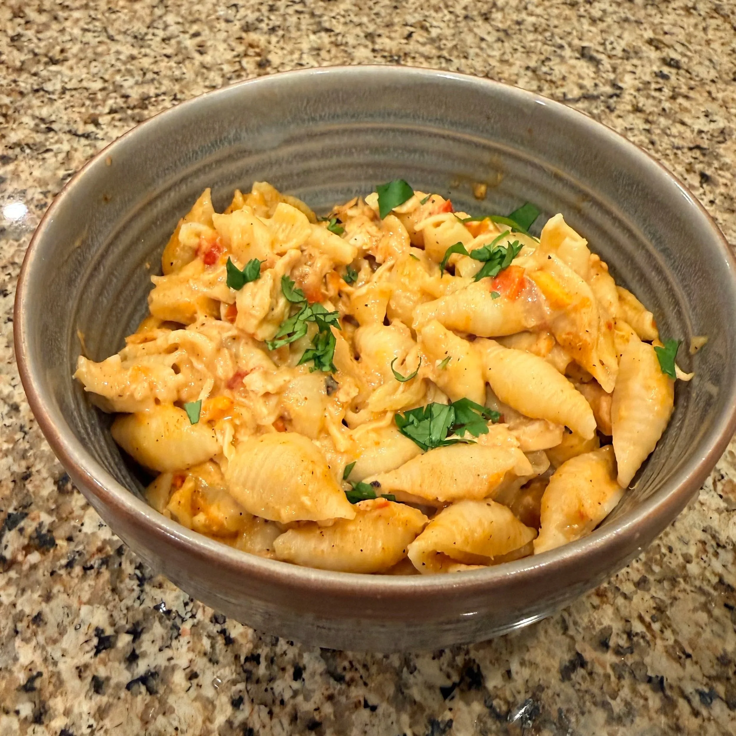 Queso Mac-n-cheese with Chicken