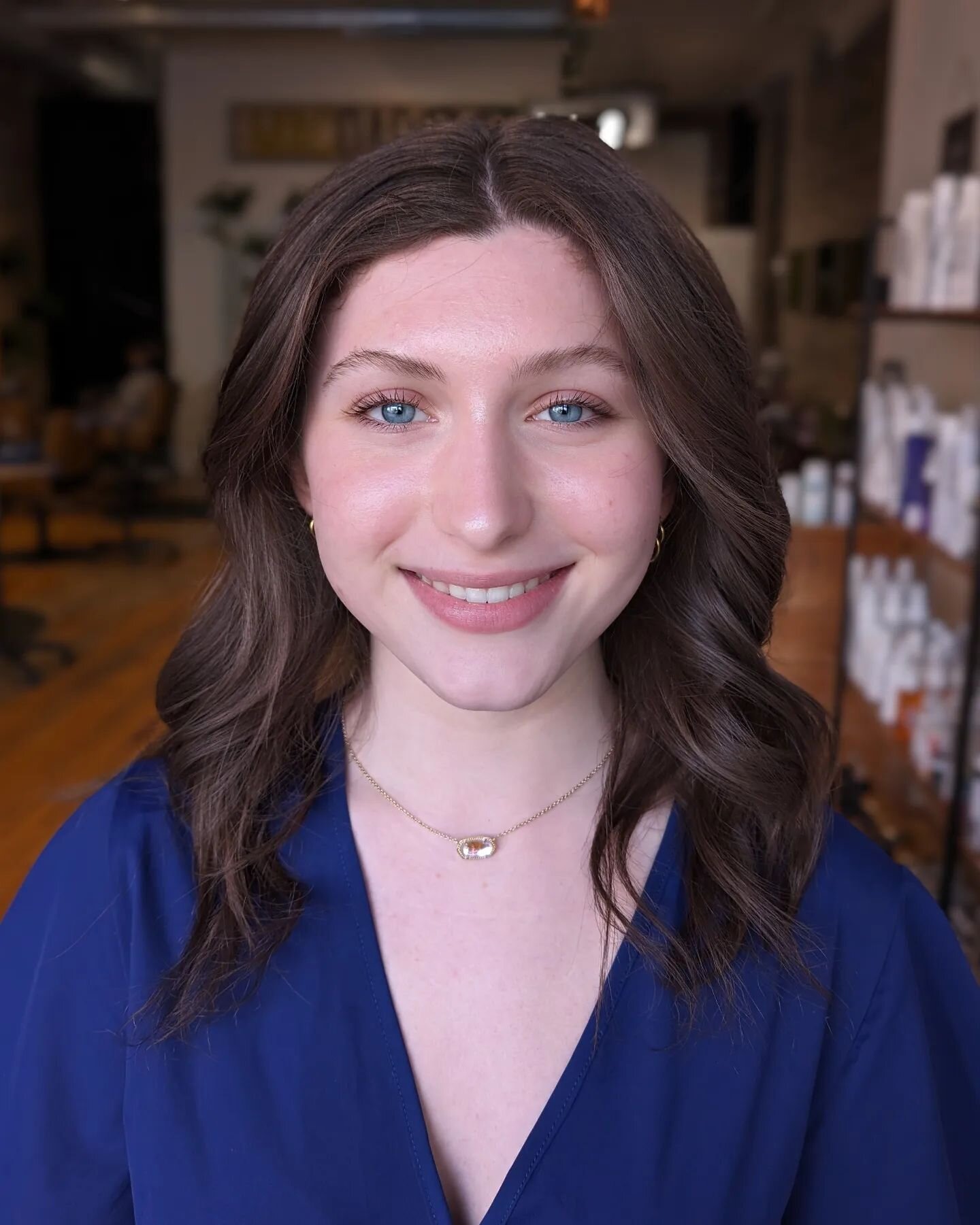 Beautiful natural curls blowdried and styled for prom! 
By Molly

&bull;

&bull;

&bull;

#curlyhairblowout #promhair #forestparkil