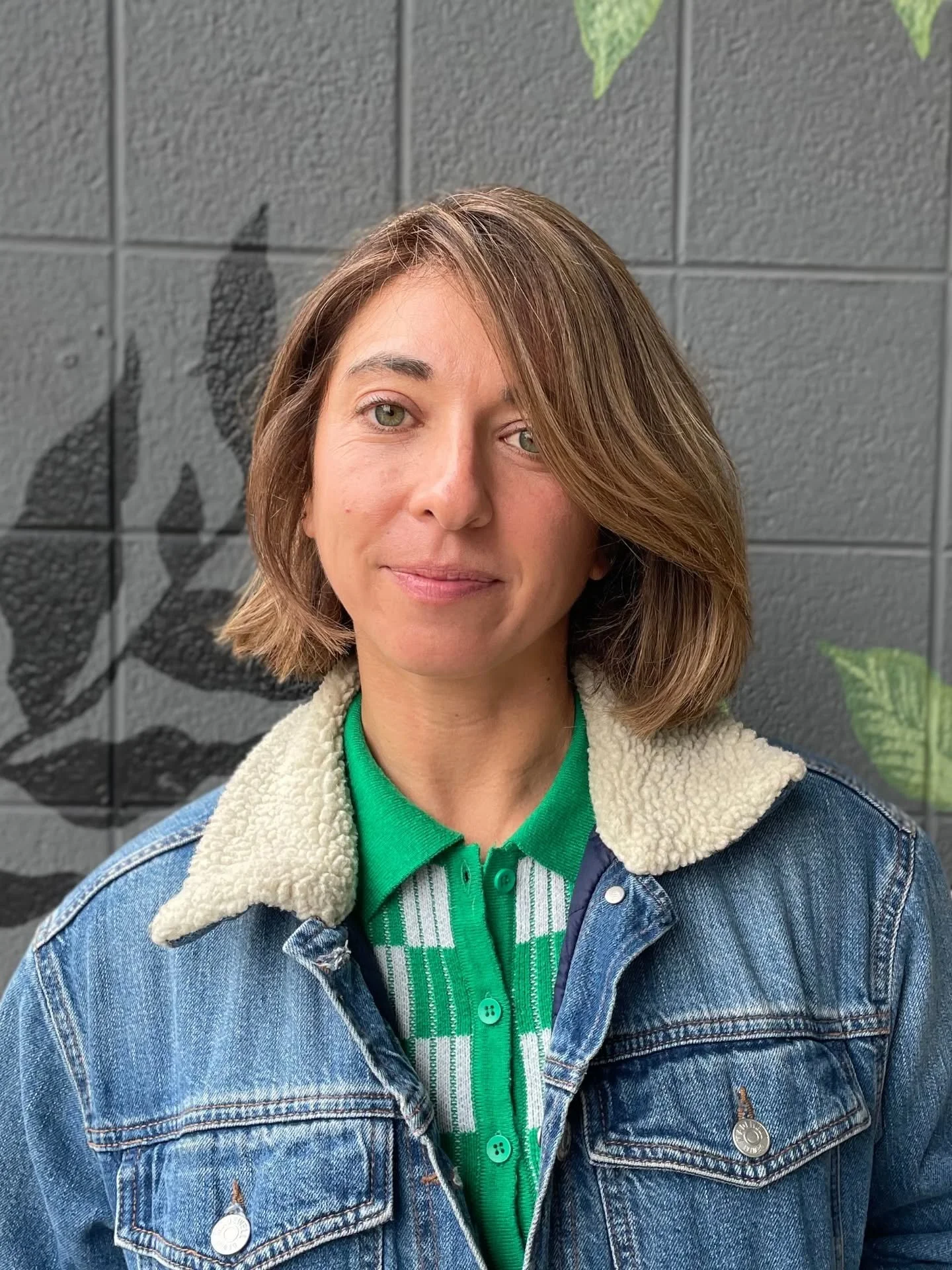 This year's resolution, healthy hair!
No dull hair around here when using @milbonusa Reawaken Primer and Smooth Luminous Bodifying Oil to style 

Color + Cut by Stephanie 

&bull;

&bull;

&bull;

#bobhaircut #hairtransformation #highlights #forestpa