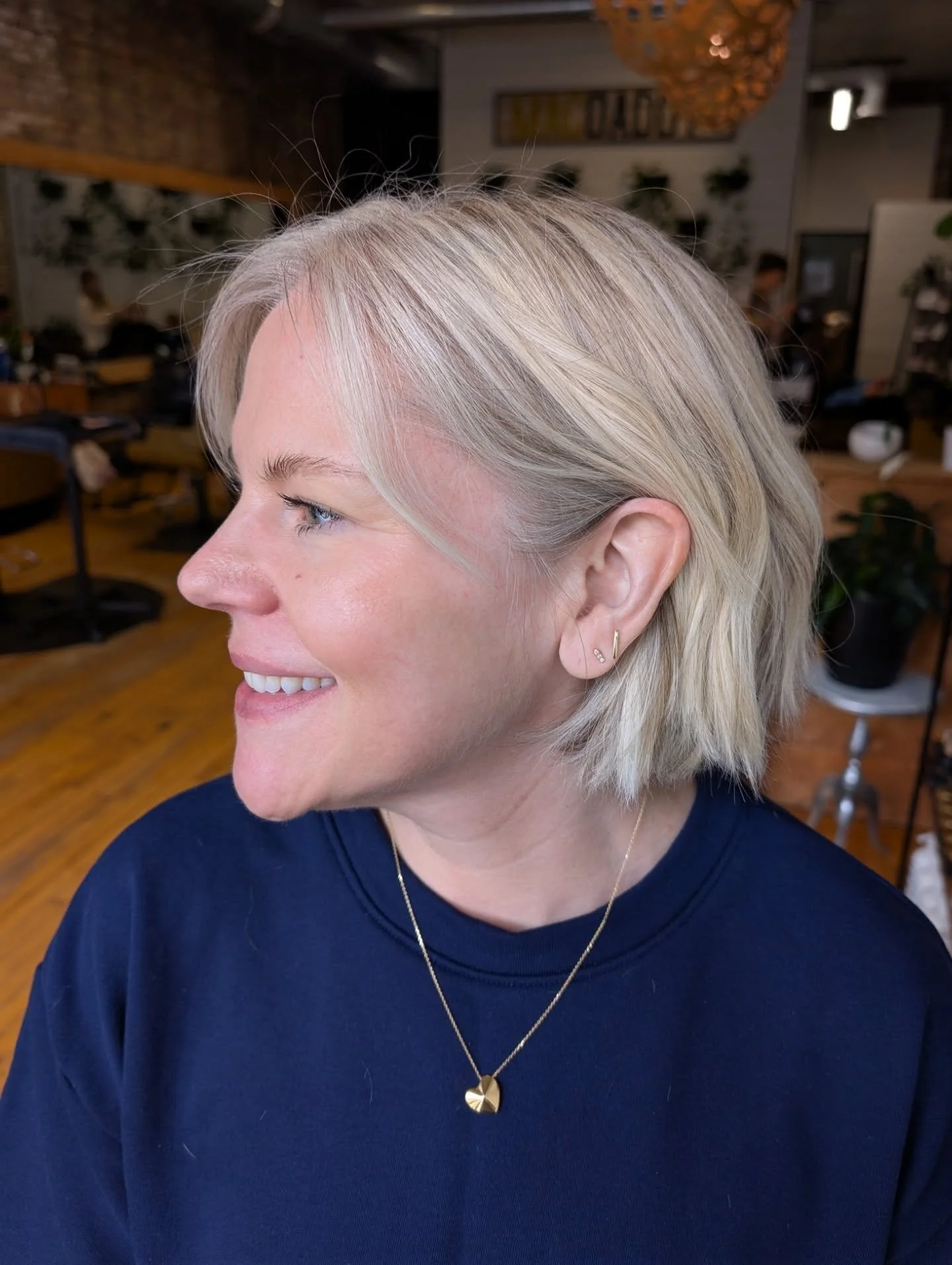 Bob season is back! 

Color + Cut by Stephanie 

&bull;

&bull;

&bull;

#partialhighlights #bobhaircut #blondehair