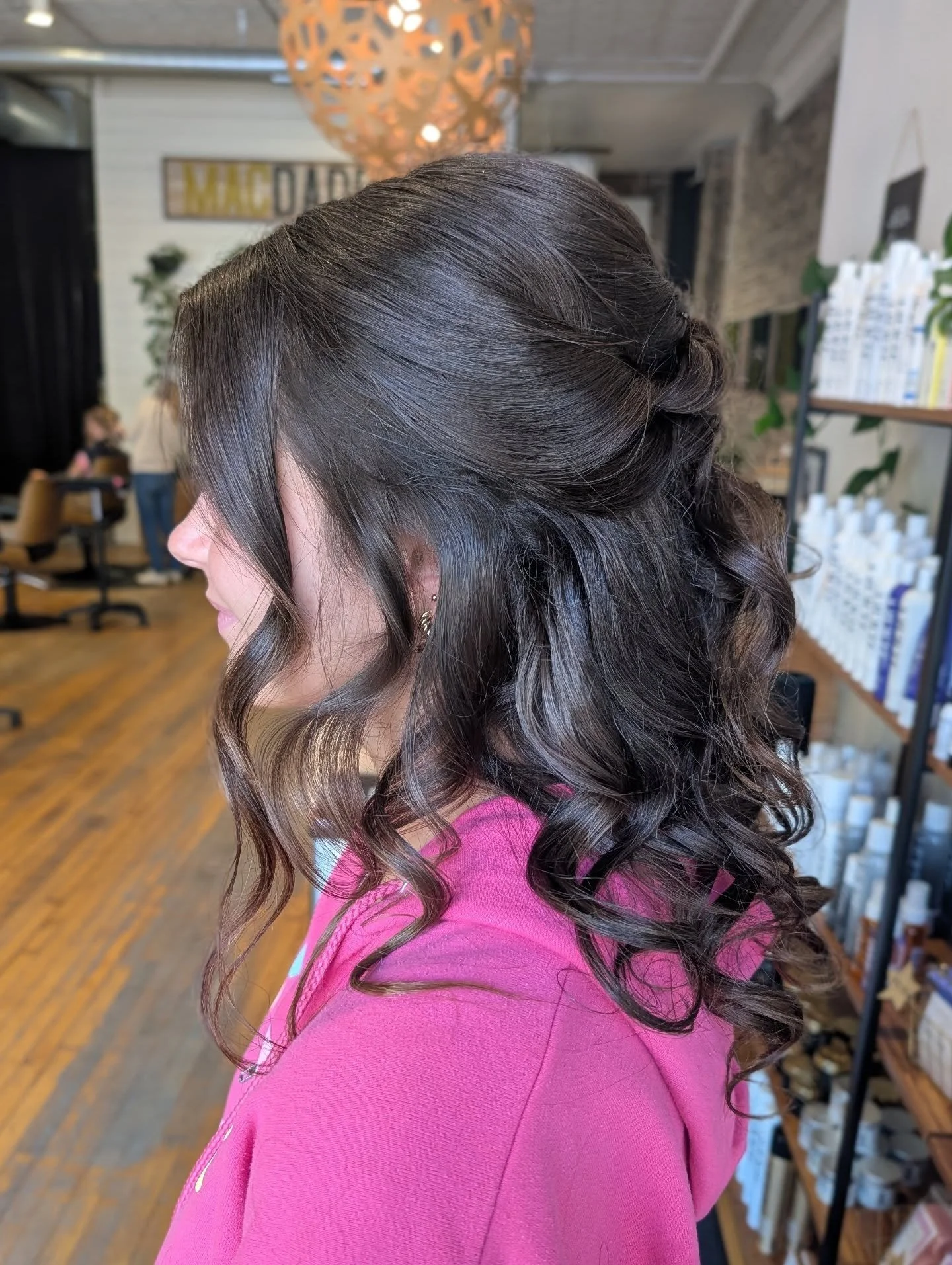 Prom season is a wrap! Here are this year's prom looks!

Styles by Krista, Laura, and Stephanie 

&bull;

&bull;

&bull;

#promhair #prom2026 #updohairstyles #specialoccasionhair