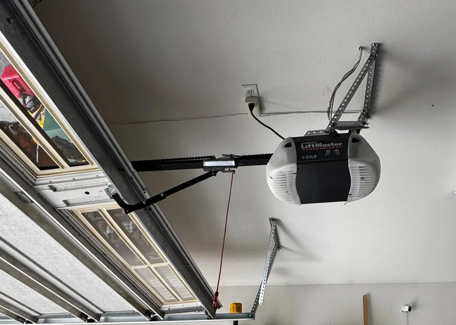 Instreon IO Input to Control Garage Door
