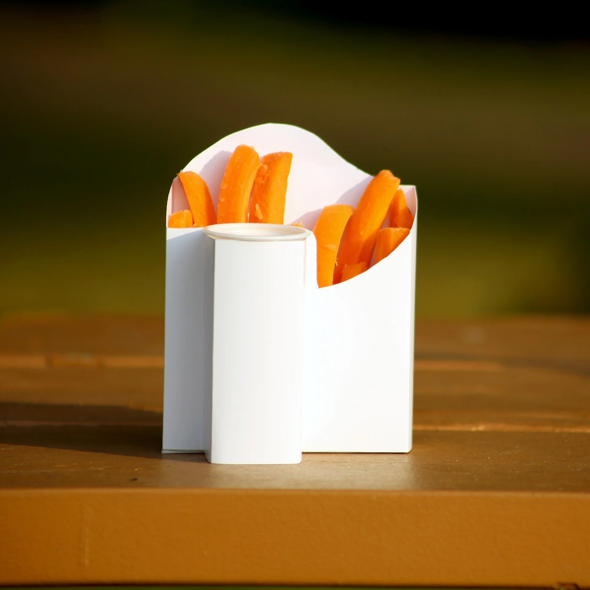 Dipit plain white lifestyle carrots.jpg