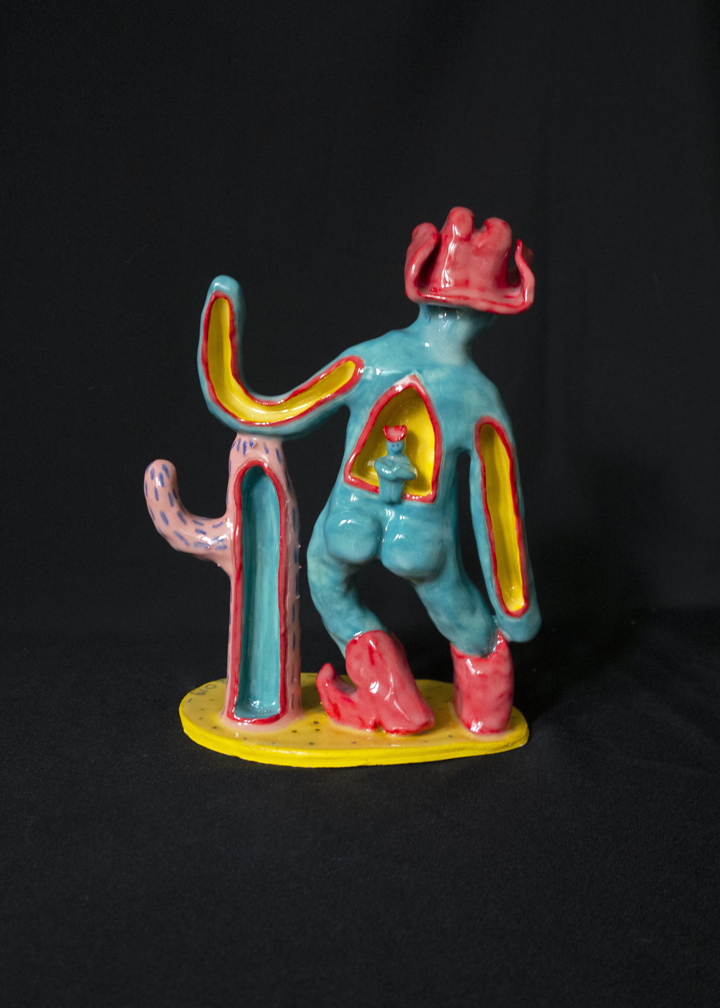 Little Buddy (2020)
Ceramic
10in x 5in x 4in
