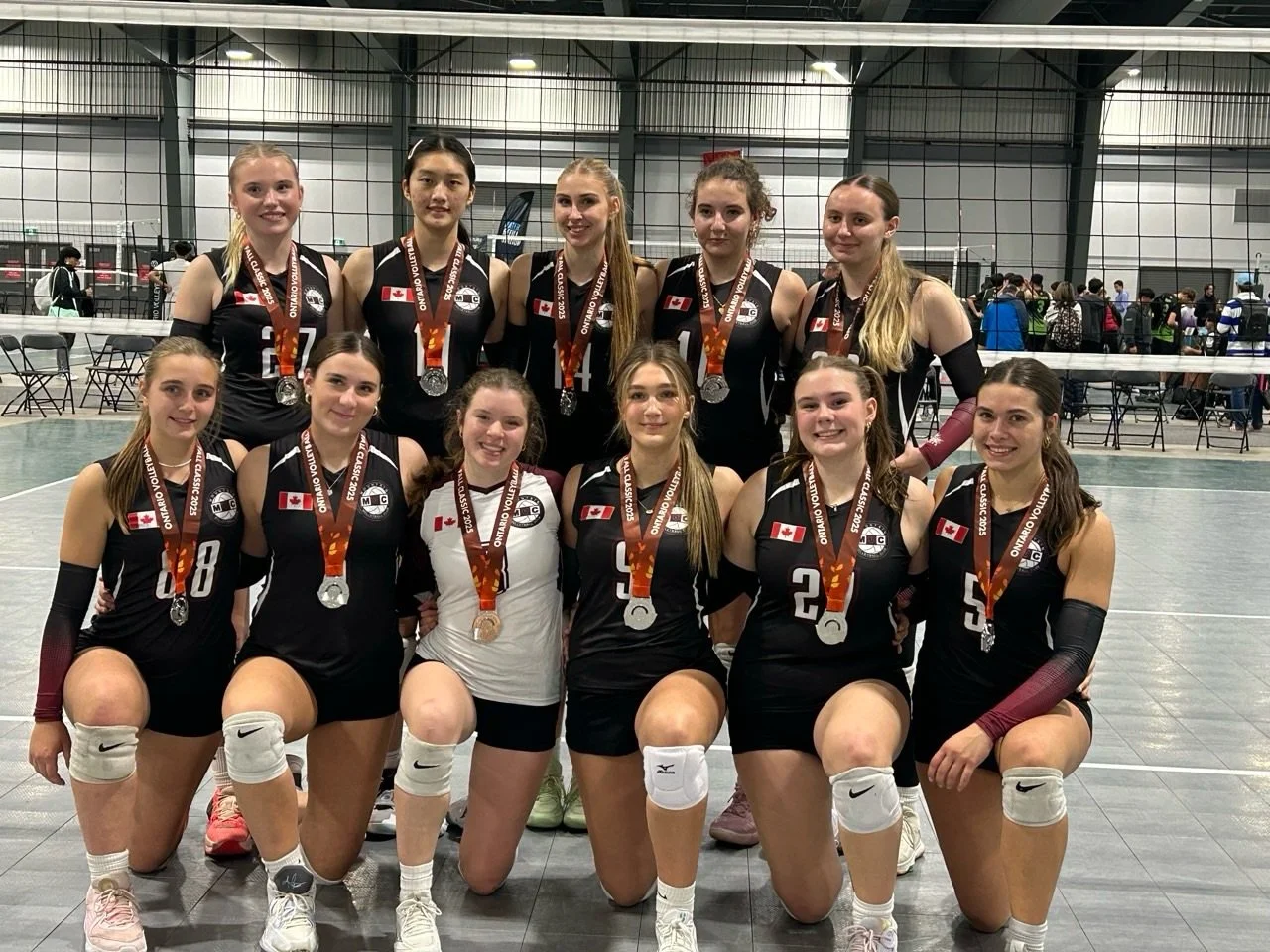 So freaking proud of you girls! Silver in Premier at the 18U Challenge Cup!!! You&rsquo;ve all worked so hard physically AND mentally and it&rsquo;s showing!! I know there&rsquo;s no limit to what you can achieve ❤️ @mvceverest18 @volleyballmvc

#mac