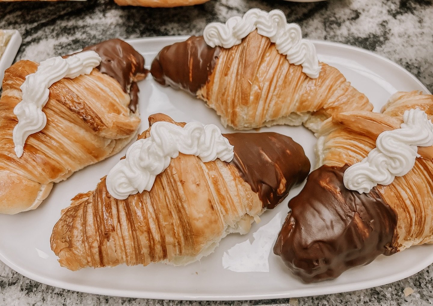 Come pick up a Banoffee croissant !! Dulce de leche and banana with chocolate and cream !! A new take on a traditional British pie. We&rsquo;ll be here from 10-2 and can&rsquo;t wait to see you !! 

*or until sold out*