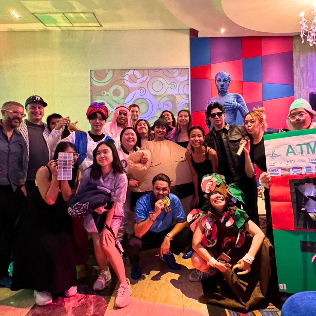 Strikes, spares, and spectacular styles! 🎳✨ Our Adfinity team rolling in fun and fashion at our bowling party!

#adfinity #adfinityagency #adfinityteam