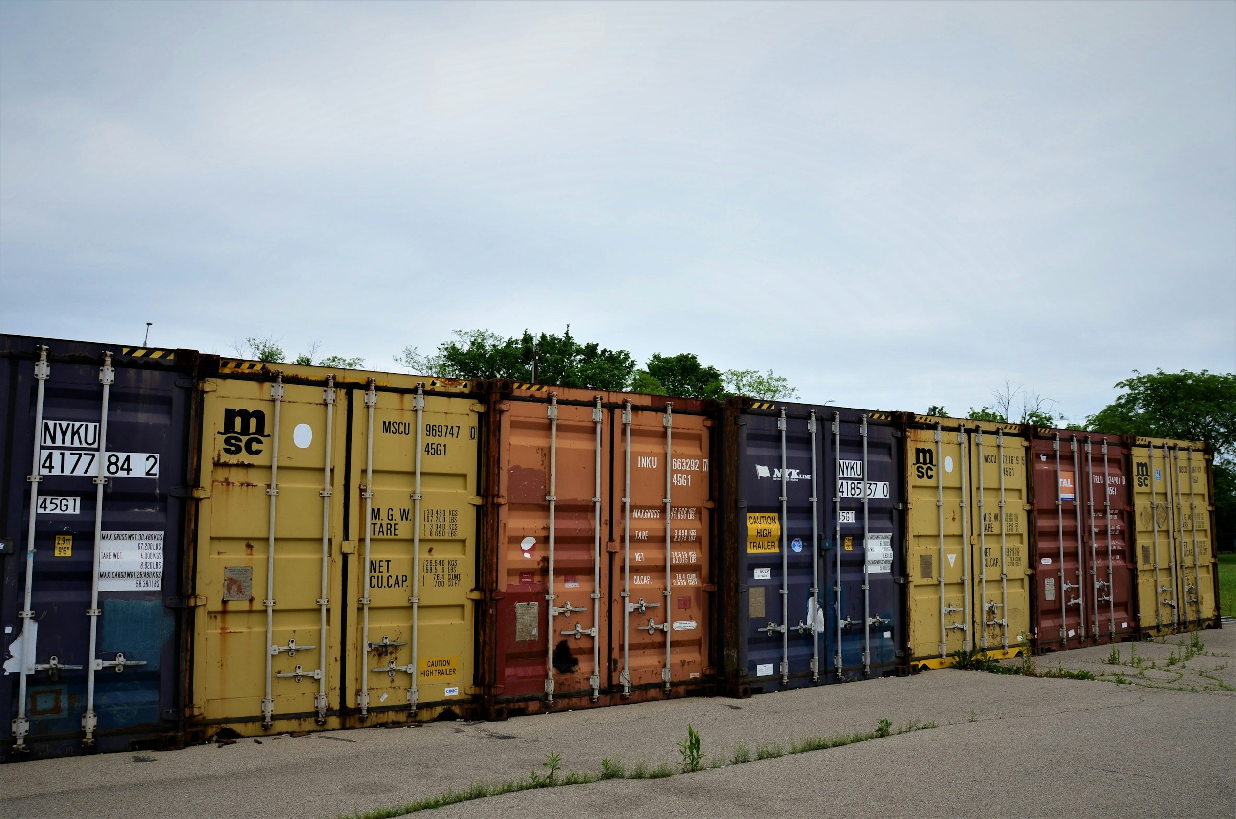 Top 7 Mistakes People Make When Moving a Shipping Container (Avoid These)