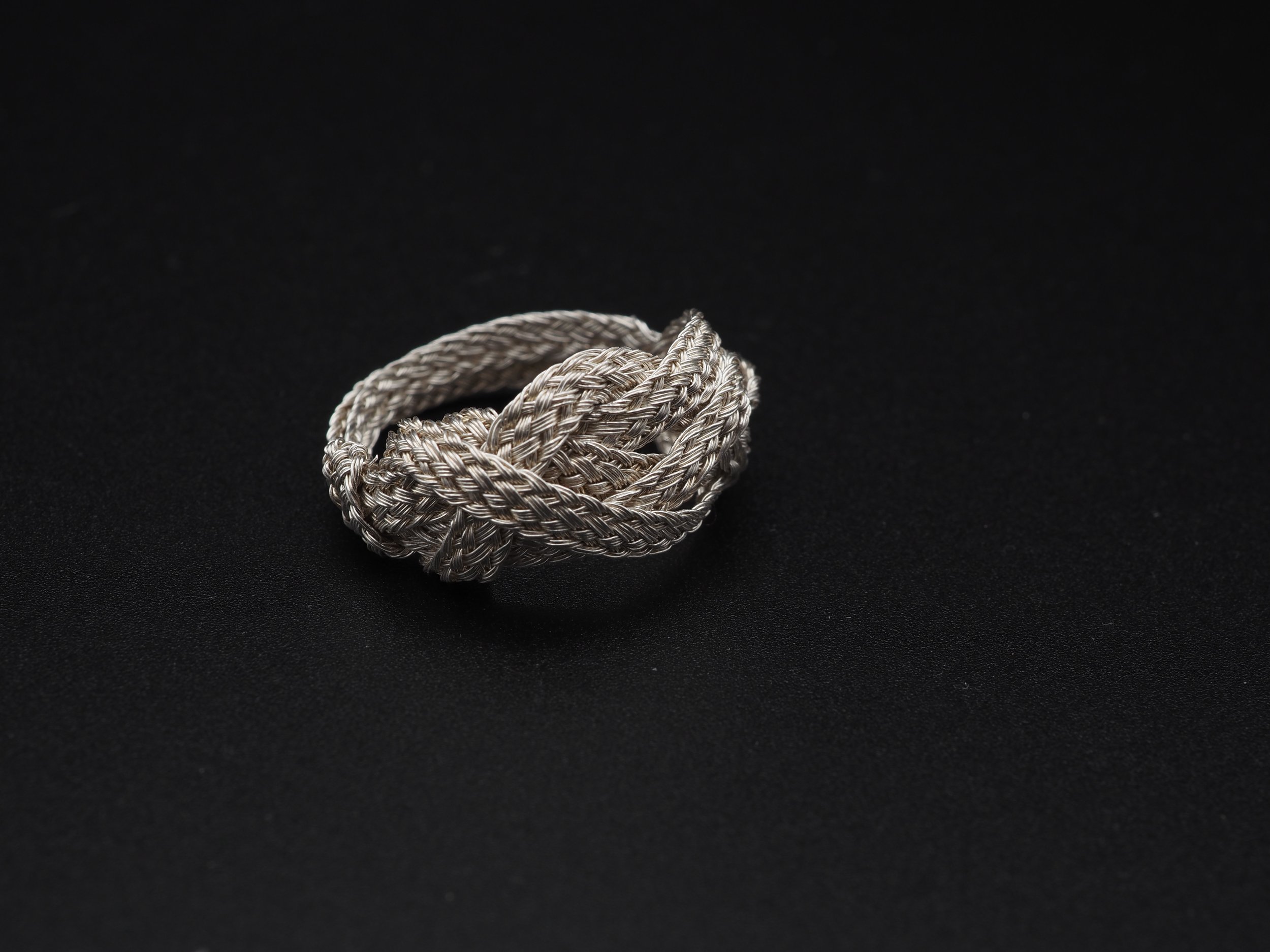 Ring Love letters under the willow tree