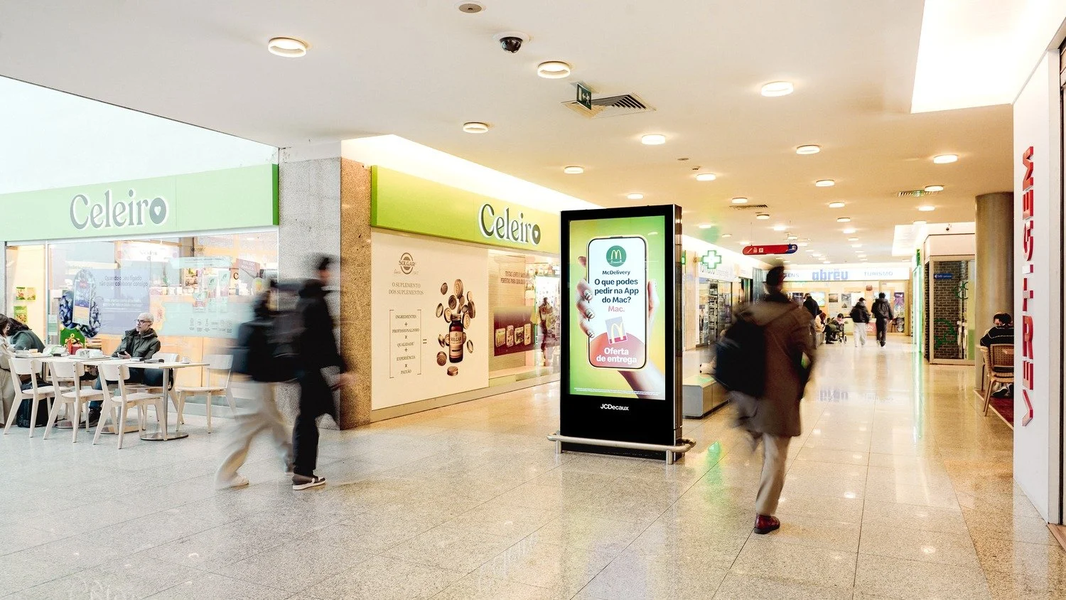 JCDecaux assina novo contrato de 10 anos com a galeria comercial Campus São João, no Porto