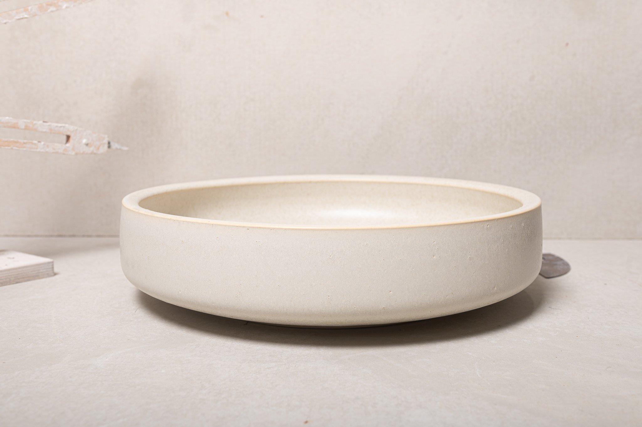2730-handmade-ceramic-hand-basin-lindsey-wherrett-01.jpg