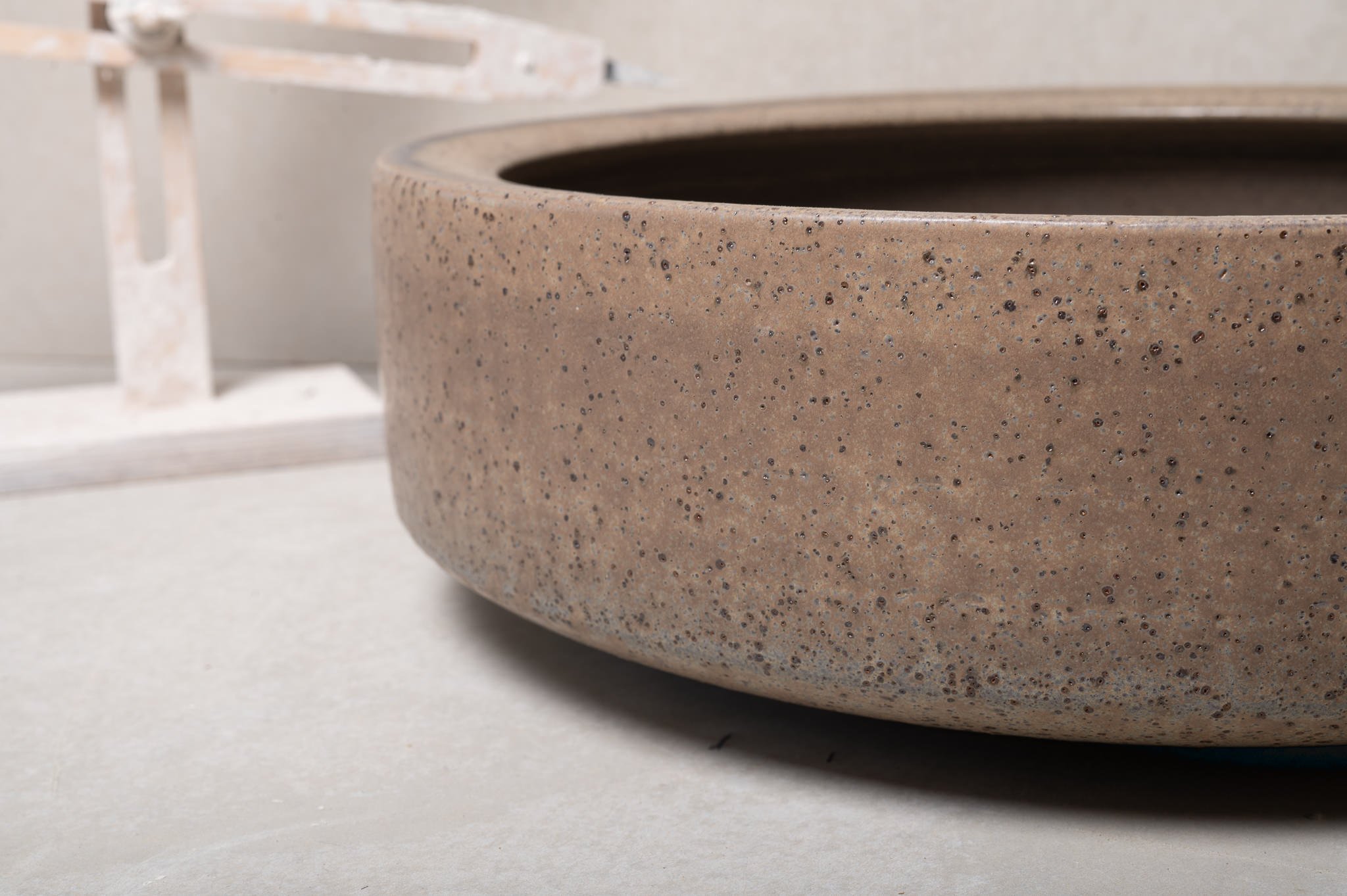 2510-handmade-ceramic-hand-basin-lindsey-wherrett-06.jpg