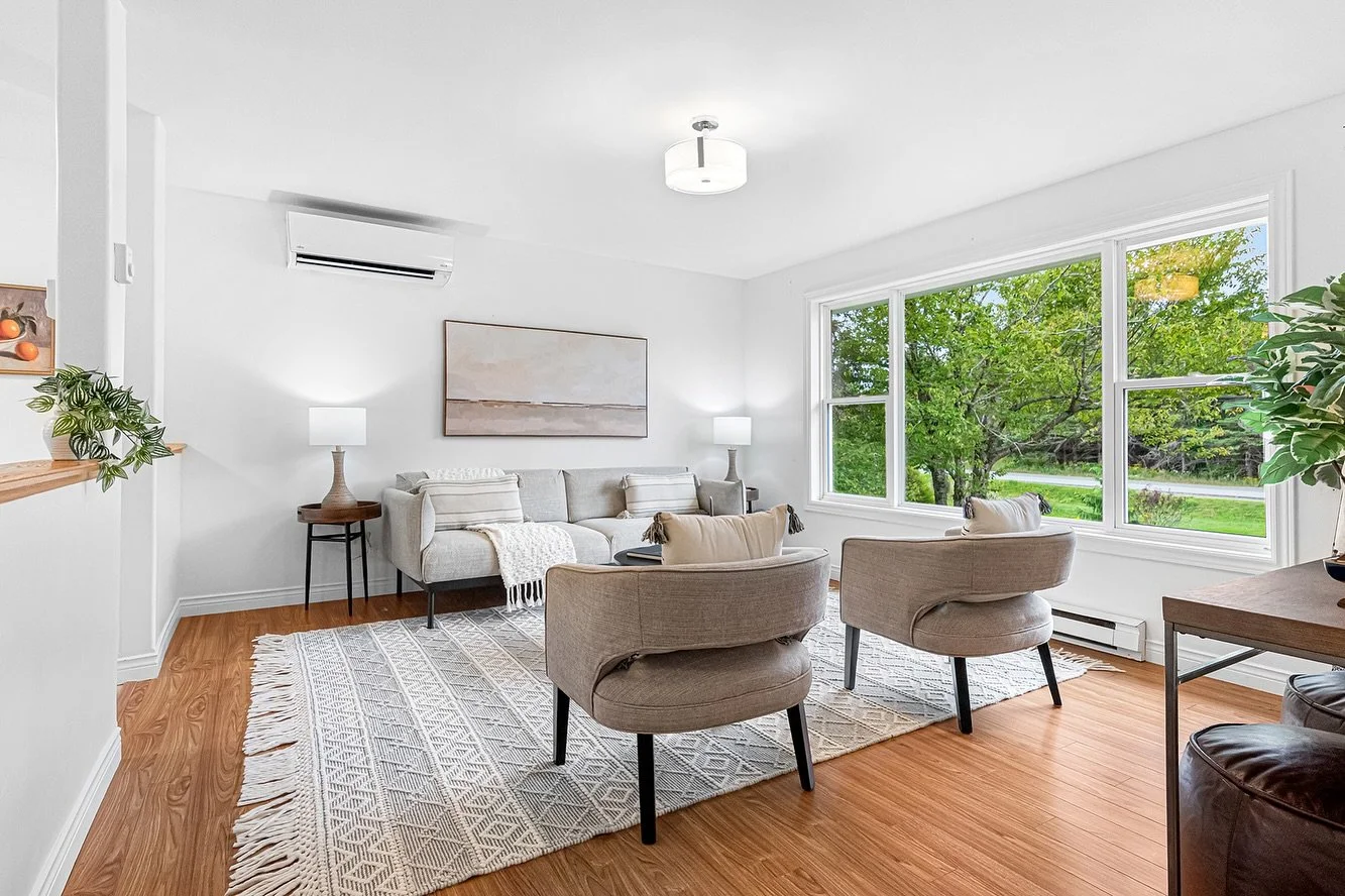 ✨ Staging Pays Off &mdash; No Matter the Price Point 
Did you know staged homes sell faster and often for higher offers, regardless of their listing price? 🏡 

Even in more affordable homes, staging can boost perceived value, minimize time on the ma