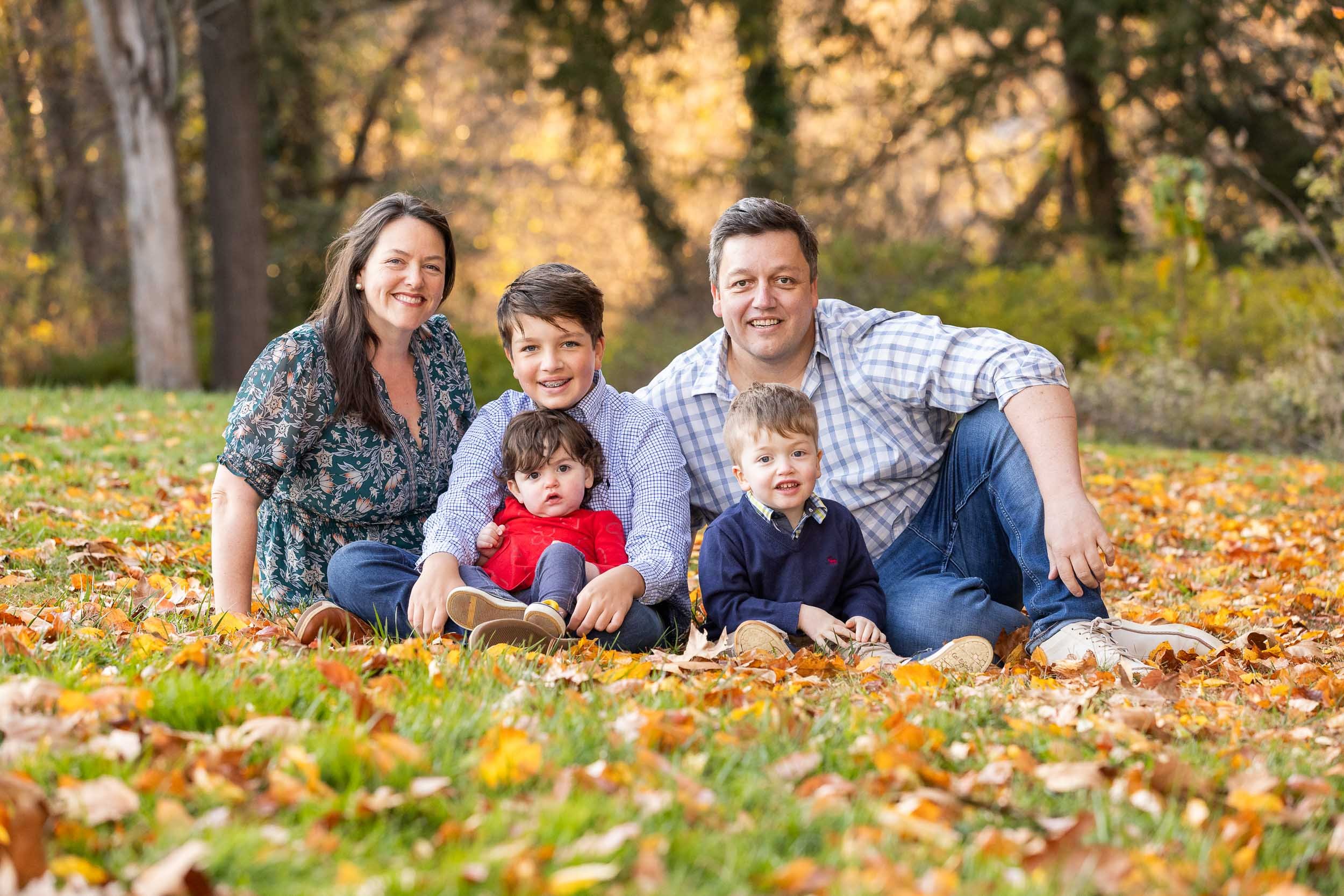 three-siblings-mini-session-green-spring-gardens-12.jpg