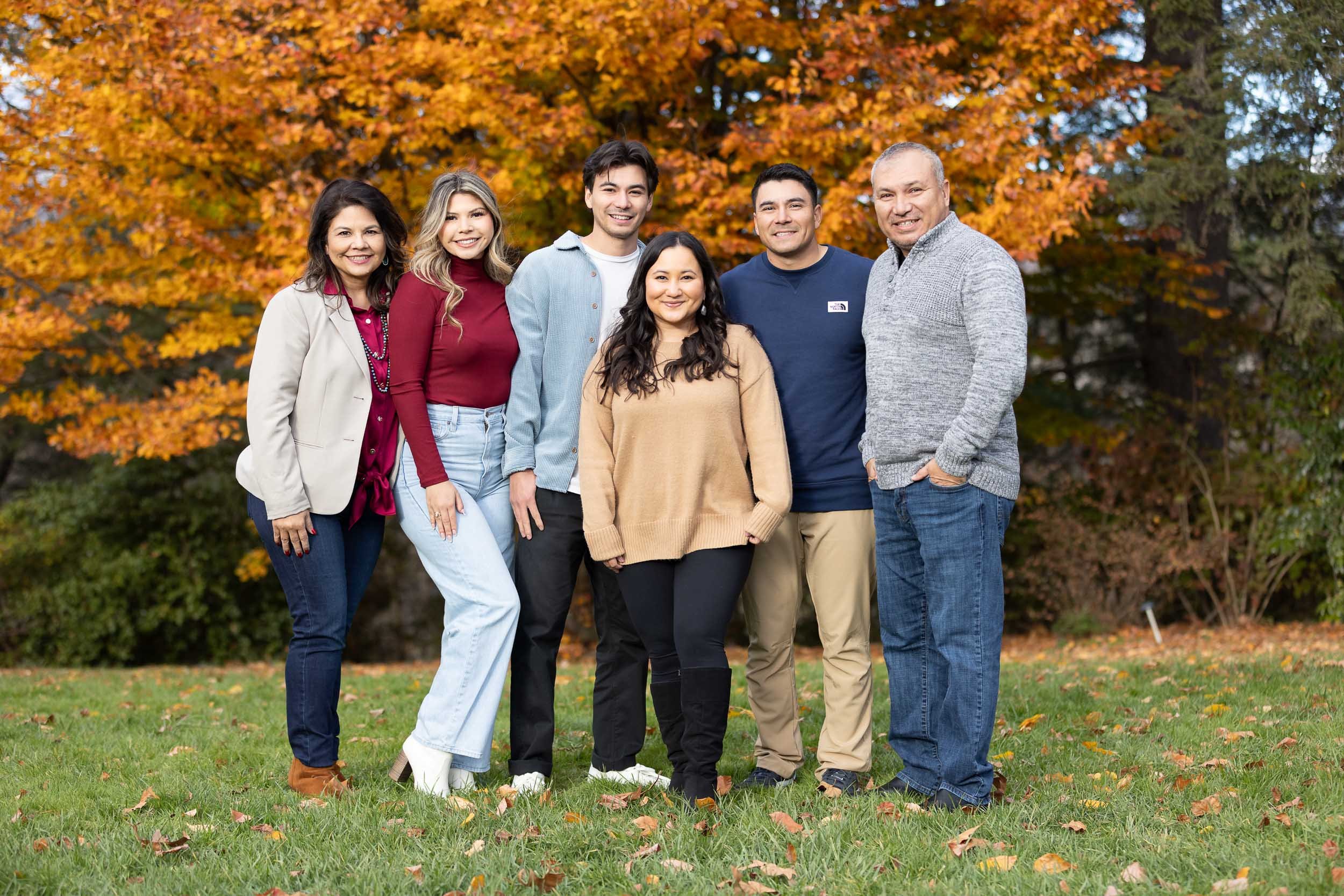 large-group-family-portraits-green-spring-gardens-14.jpg