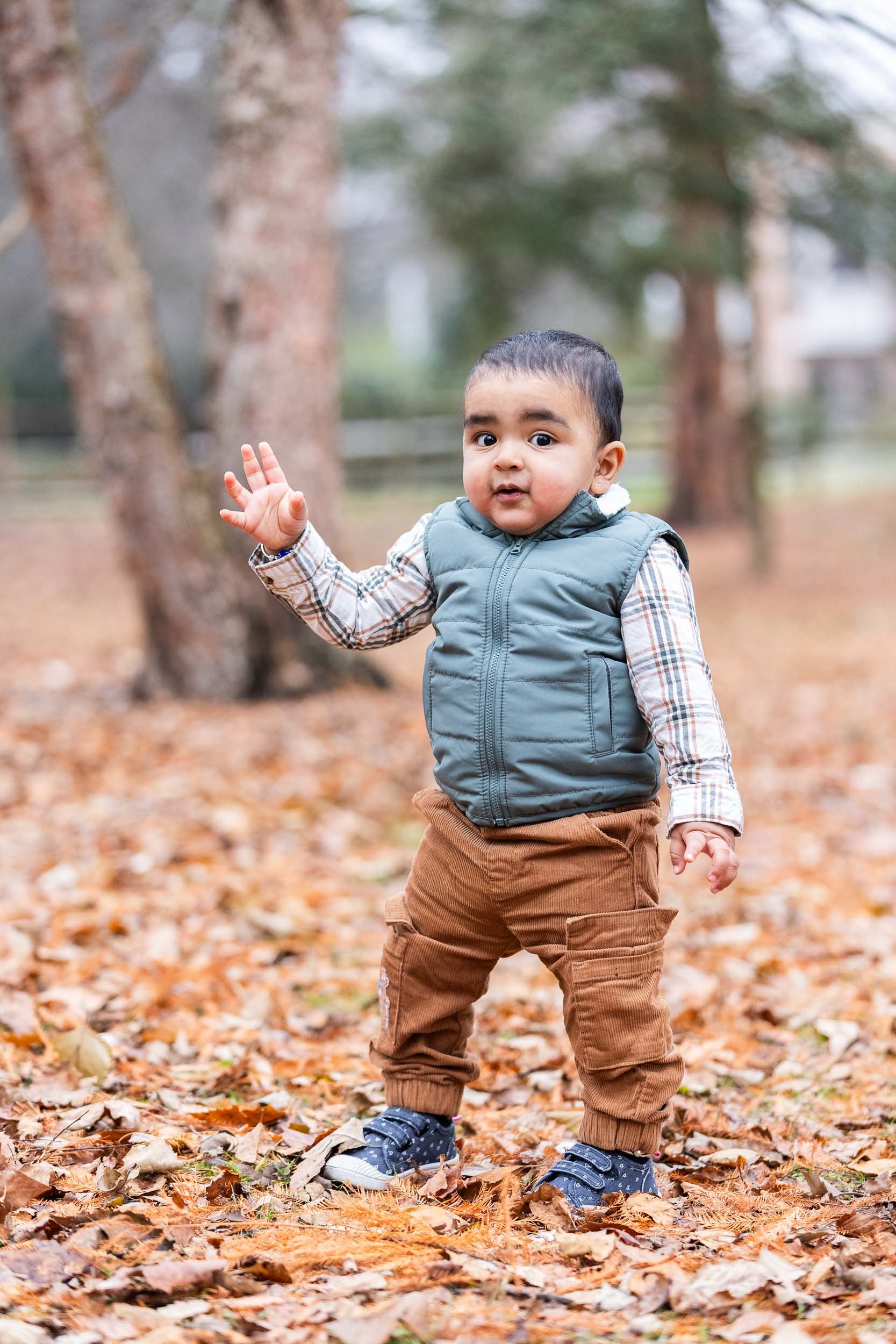 baby-boy-grandparents-parents-green-spring-gardens-family-portraits-20.jpg