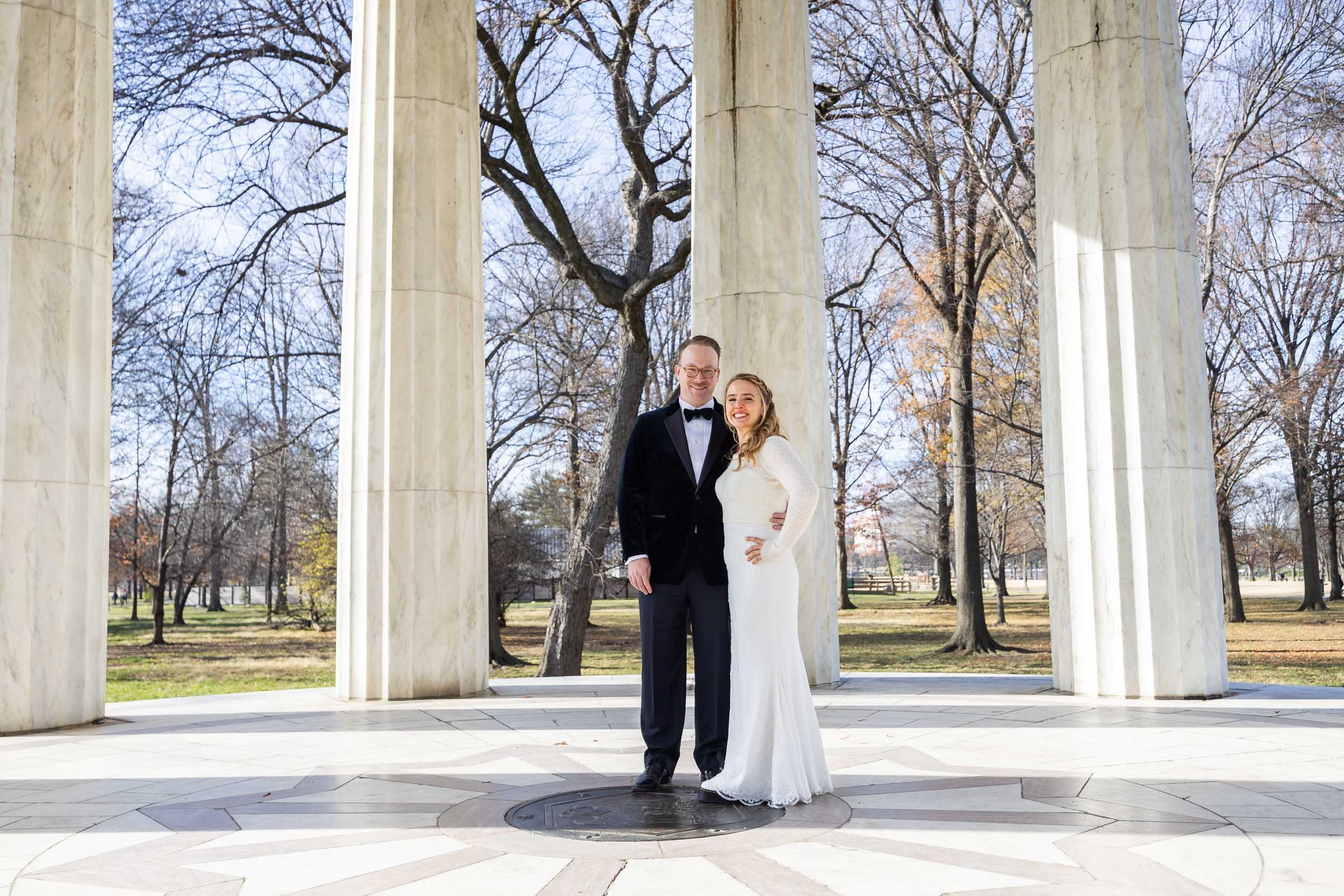 washington-dc-world-war-1-memorial-war-memorial-winter-wedding-04.jpg