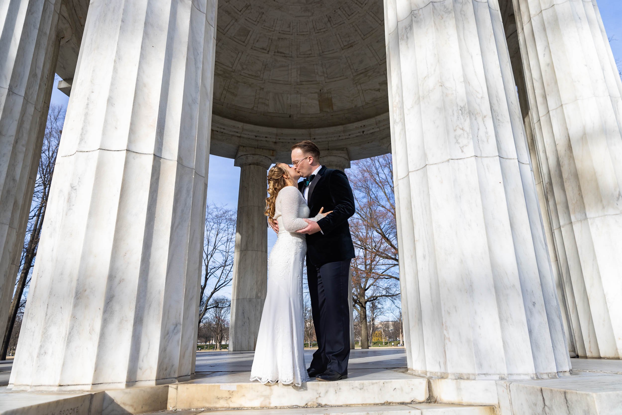 washington-dc-world-war-1-memorial-war-memorial-winter-wedding-42.jpg