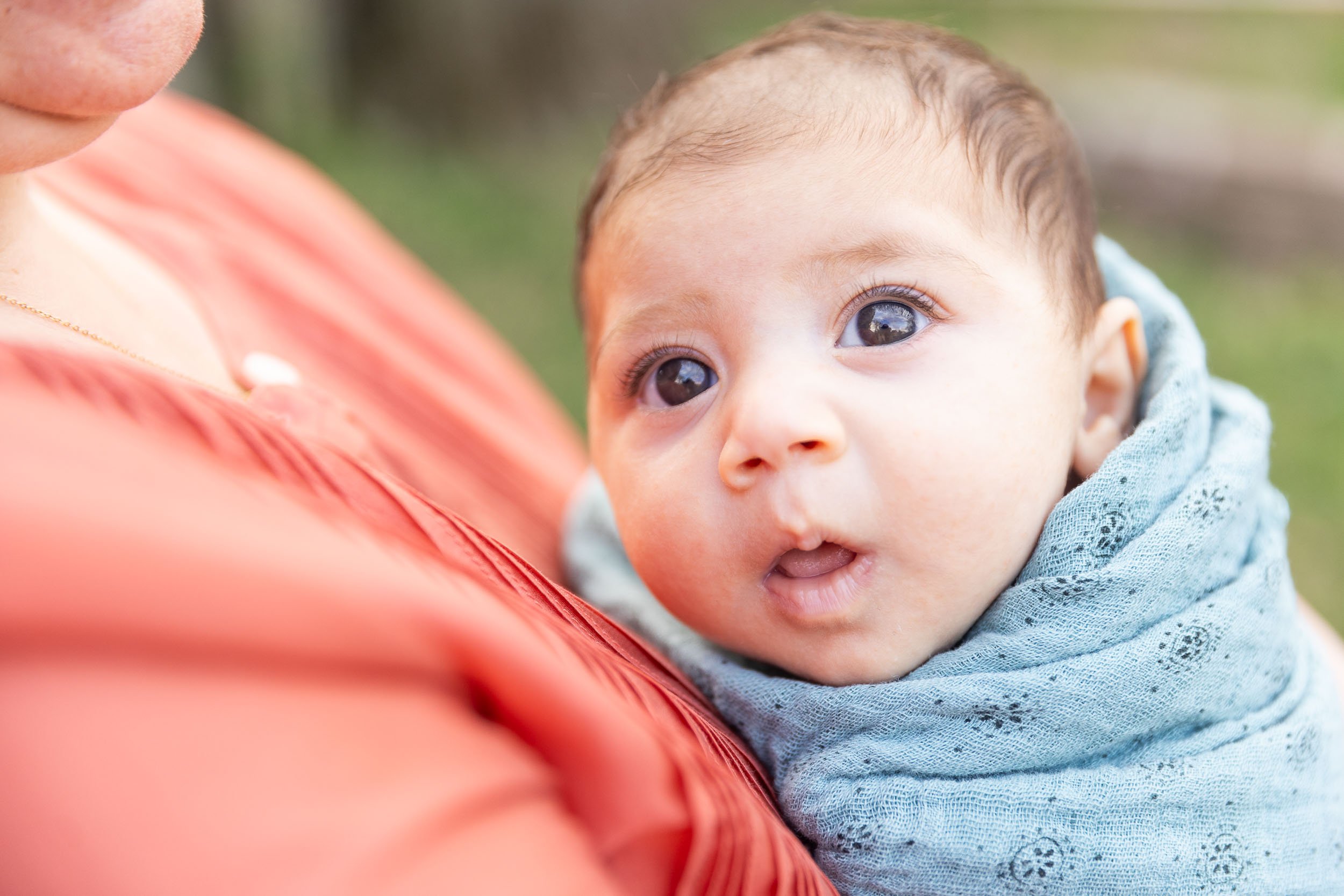 washington-dc-family-portraits-baby-girl-and-brother-at-home-05.jpg