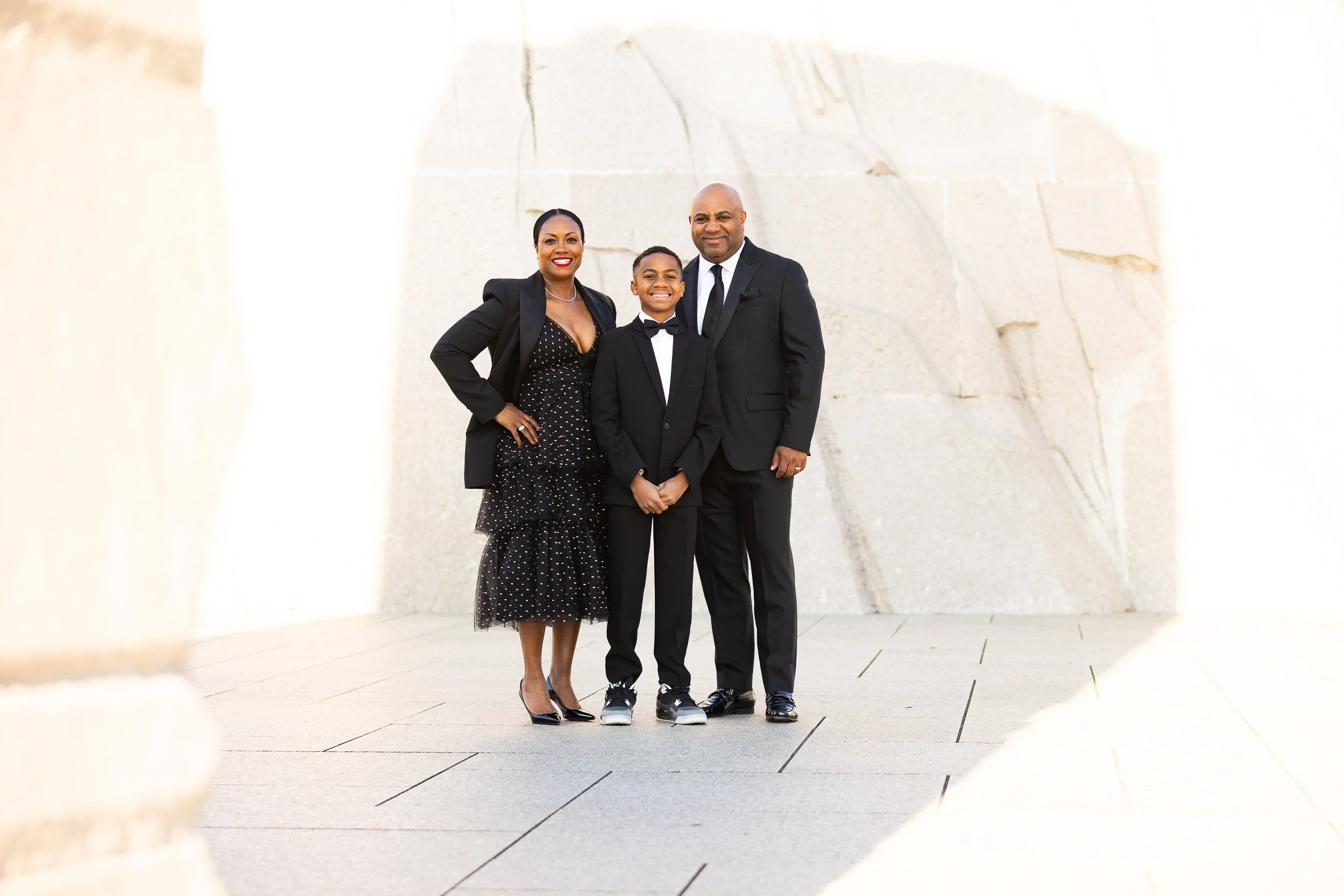 MLK-Memorial-black-tie-family-portrait-session-03.jpg