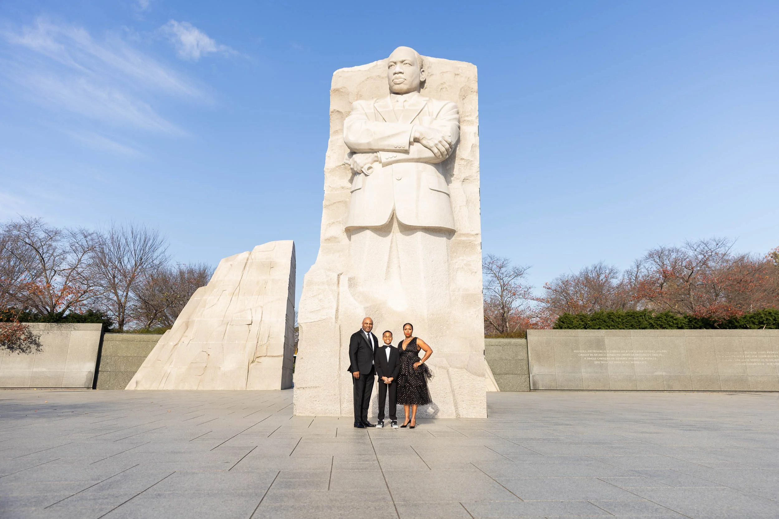 MLK-Memorial-black-tie-family-portrait-session-08.jpg