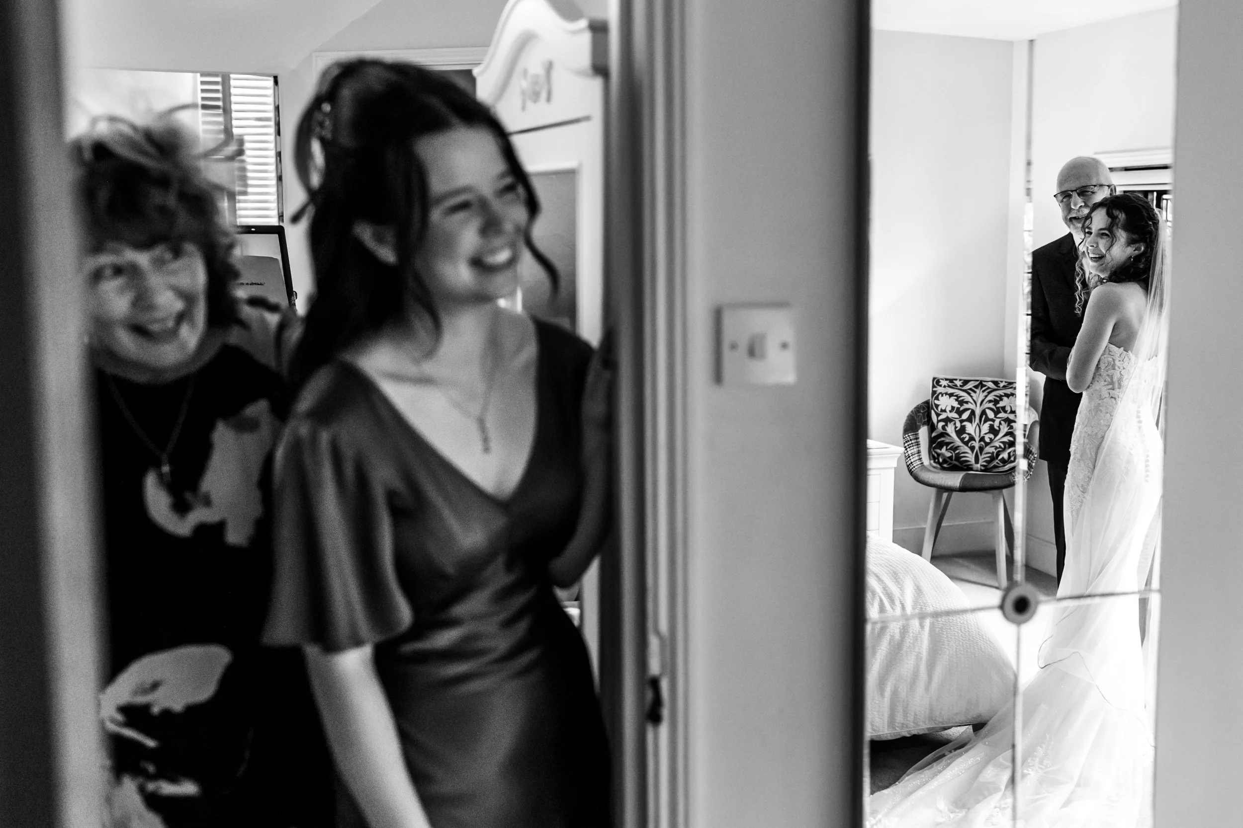 emily&hayden-wedding-blog-16.jpg