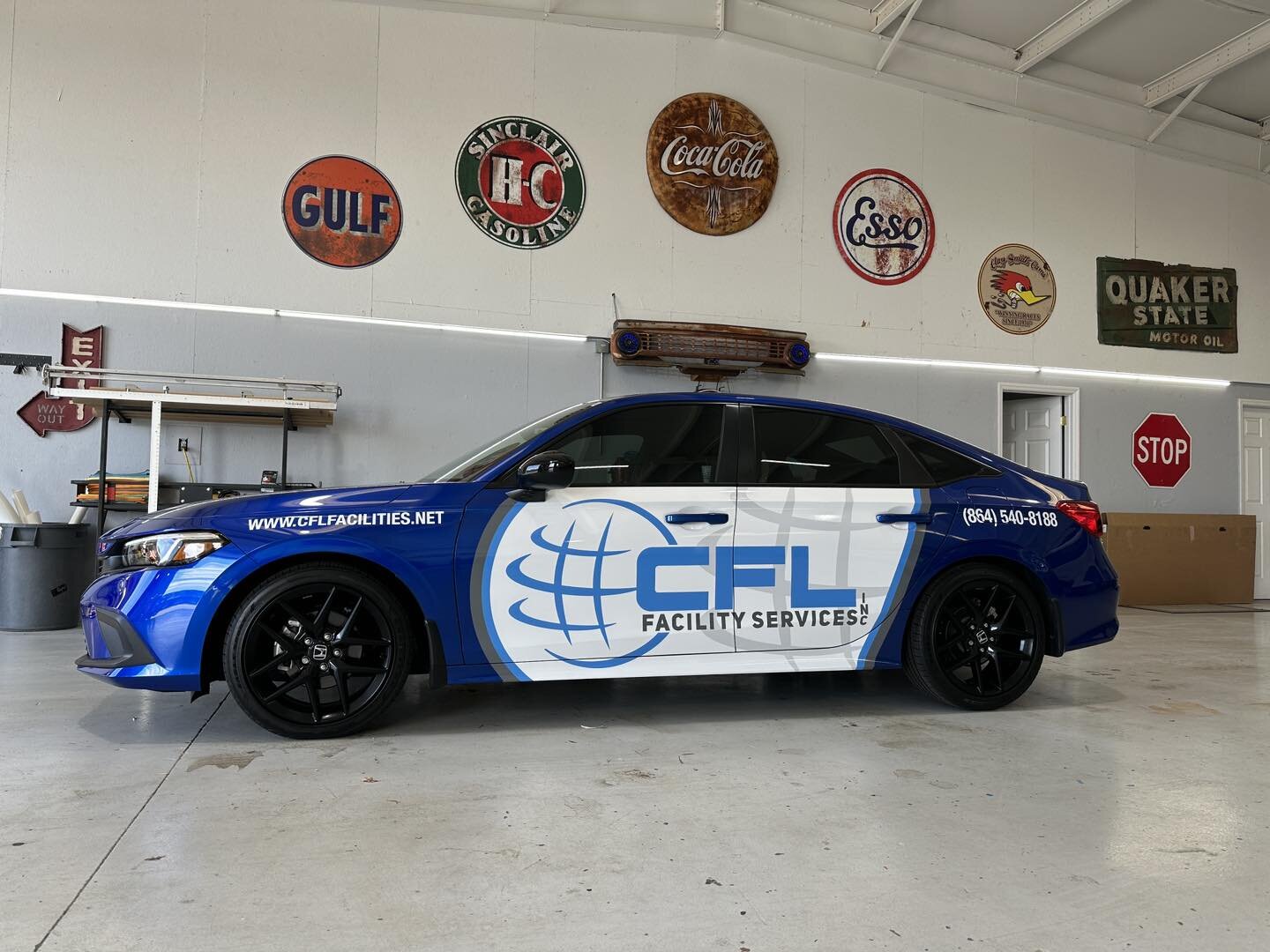 Simple but Effective partial wrap for CFL facility Services 

#fleet #trailers #trucks #vans  #graphics 
#commercialwraps #wrap #stickygrafix #greenvillesc #piedmontsc #powdersvillesc 
#easleysc #andersonsc #upstatesc #branding #averydennison #3M  #d