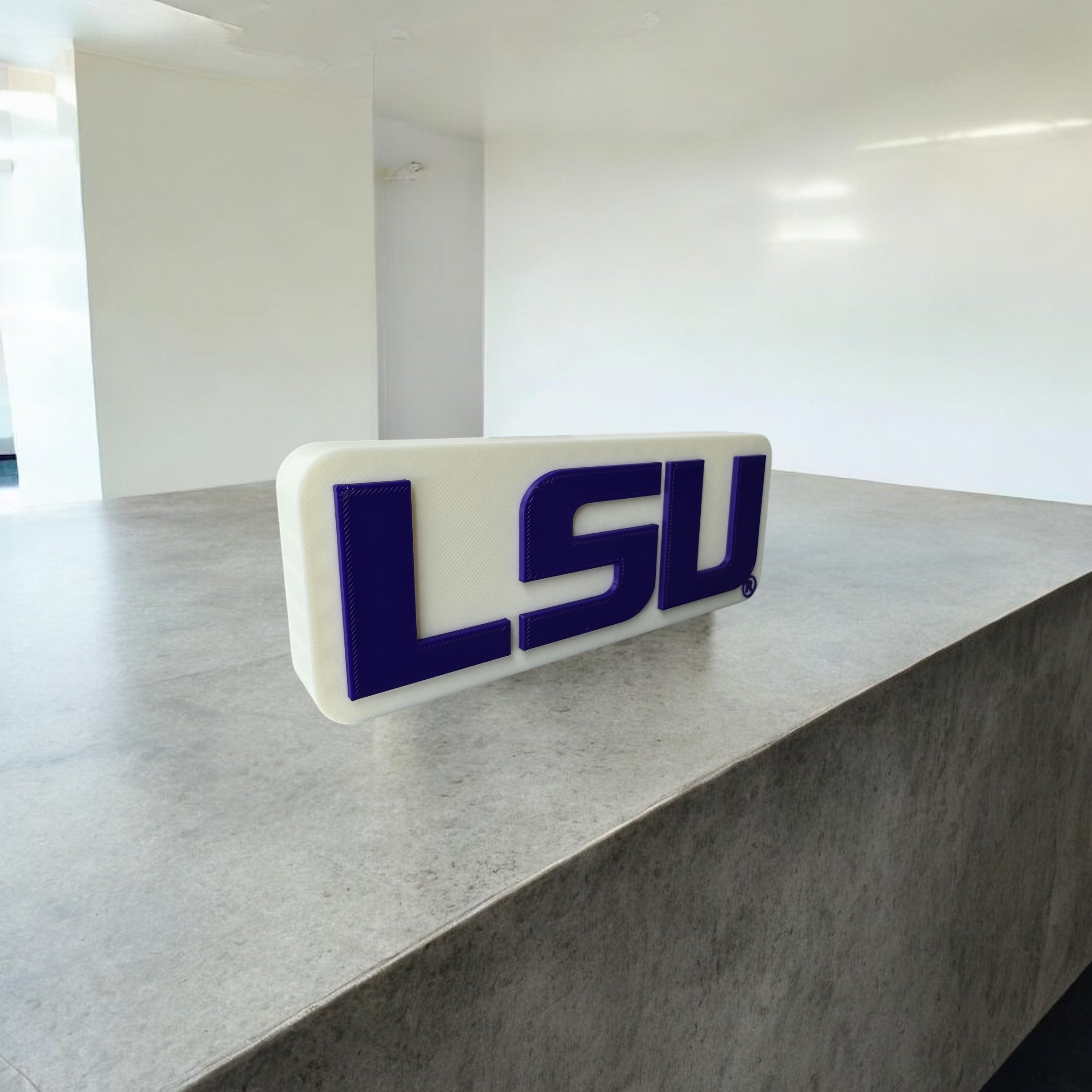 LSU RIGHT.jpeg