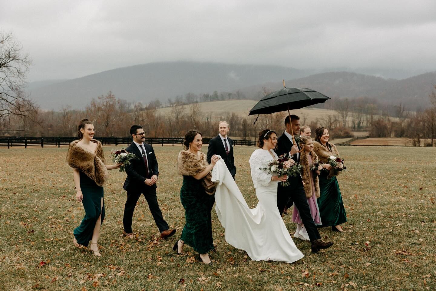 Surrounded by your people, you can do anything. That&rsquo;s one of my favorite parts about a wedding day. The people you choose to surround yourself with on your big day aren&rsquo;t random. There&rsquo;s history. Which makes the celebration all the