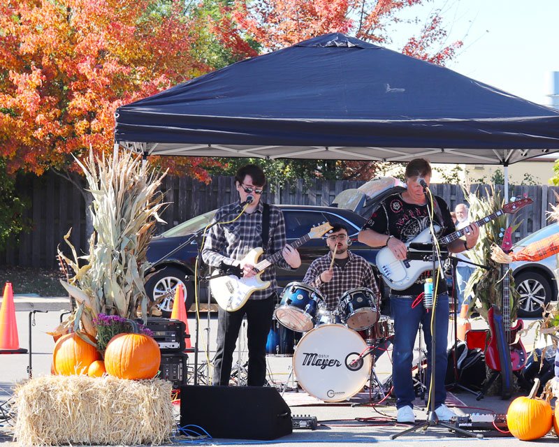 full-band.jpg