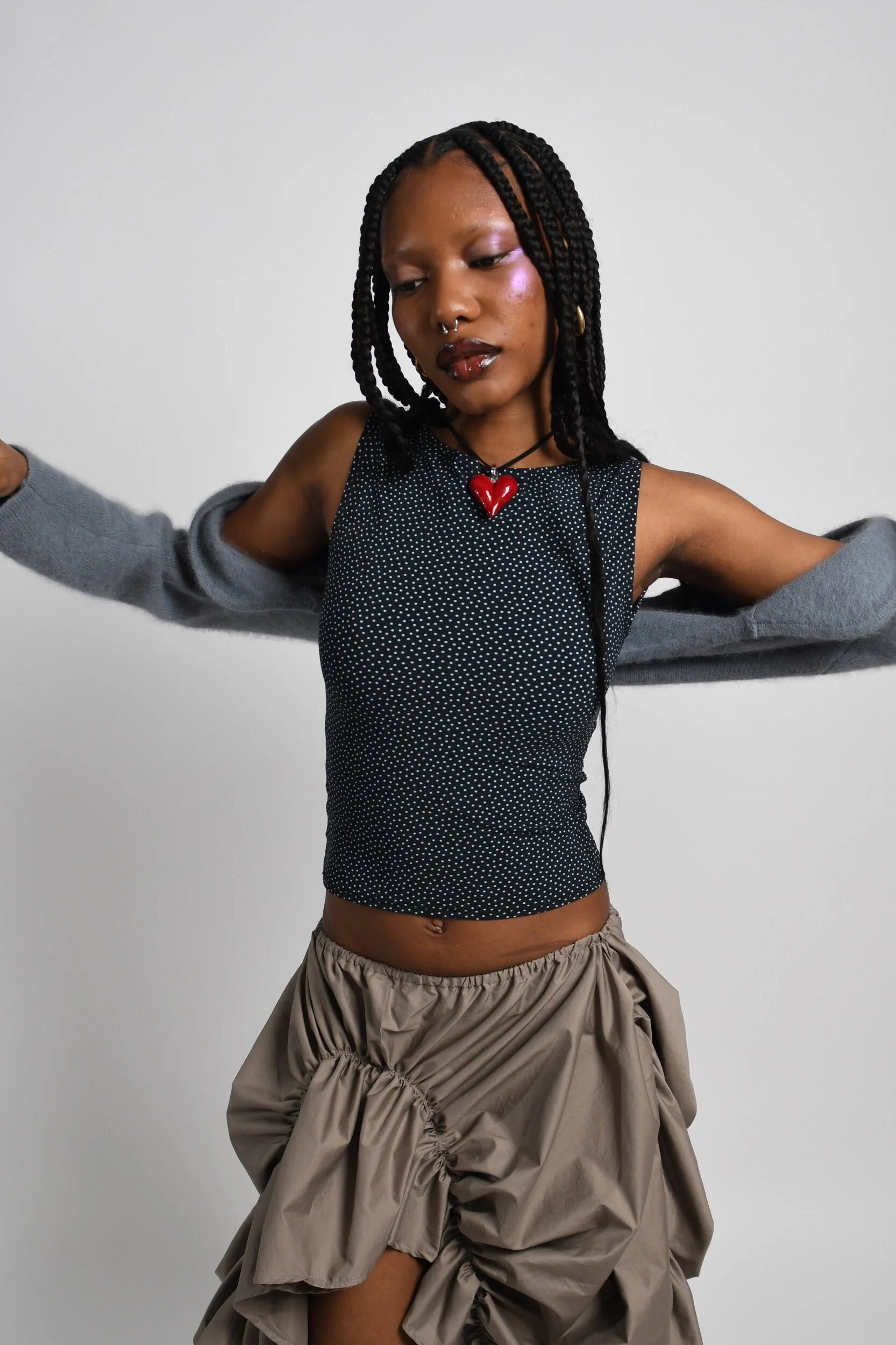 Gray skirt black top cheap