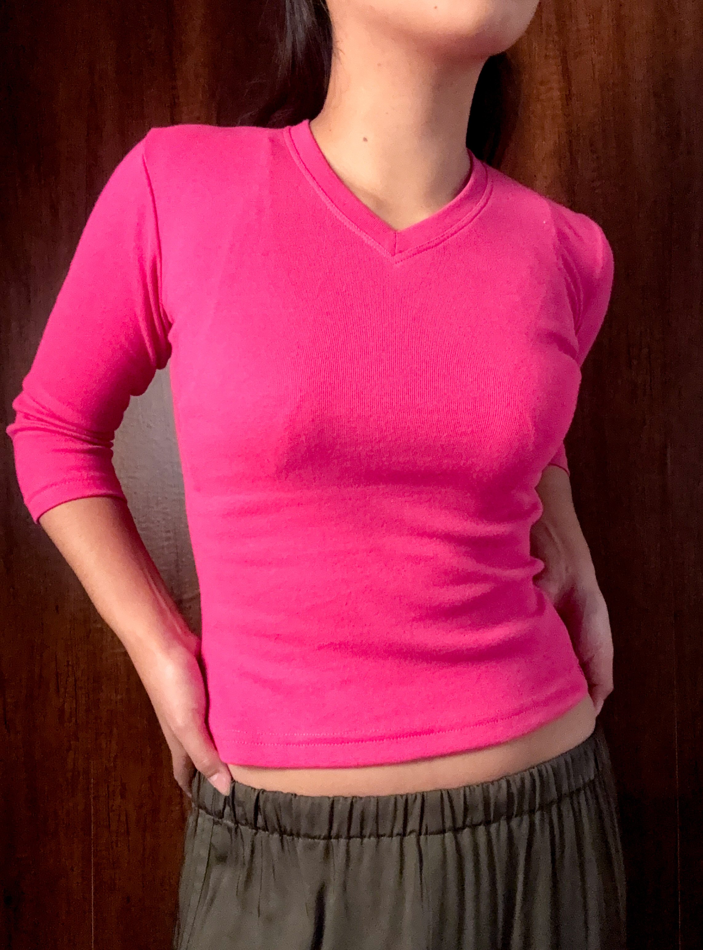 The V-Neck 3/4 Sleeve (Fuschia)
