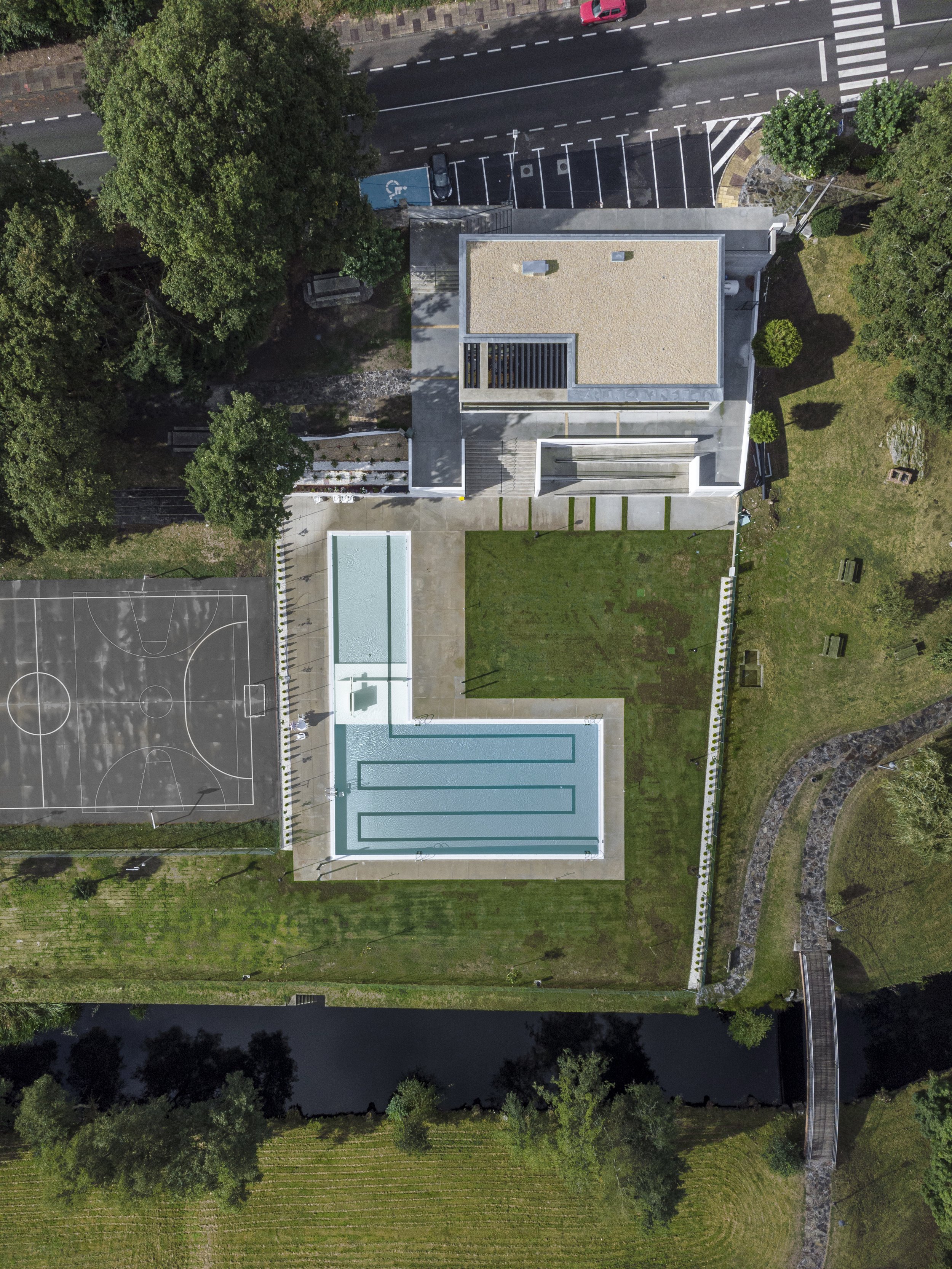 lopezlopez arquitectura x Club Fluvial, Friol, Lugo