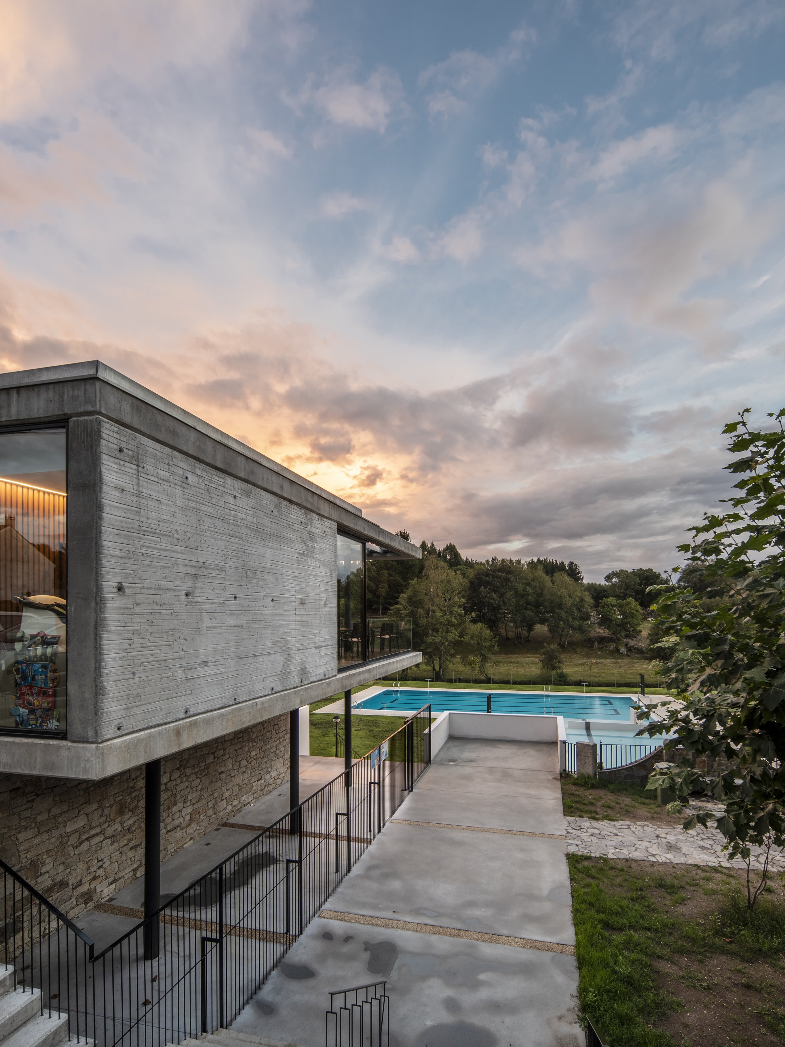 lopezlopez arquitectura x Club Fluvial, Friol, Lugo