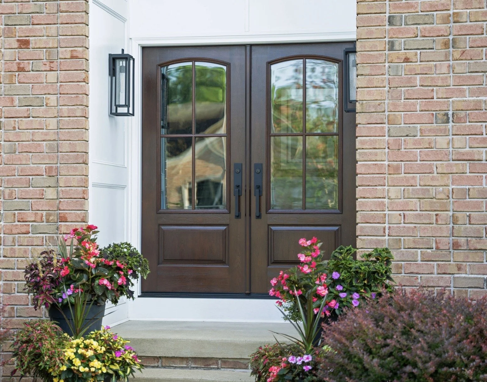 First Impressions Matter: The Top Front Door Trends Taking Over Dallas in 2026