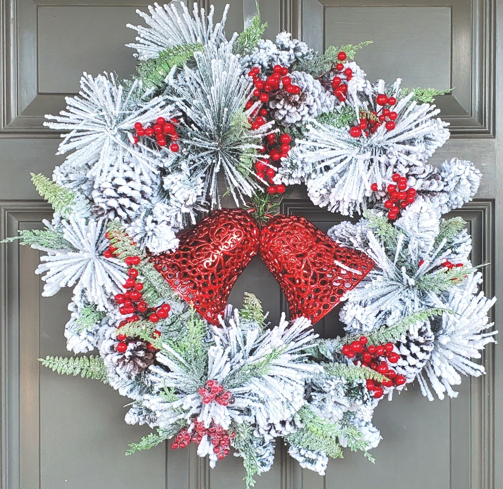Christmas+Wreath+with+Red+Bells_%24110.jpg