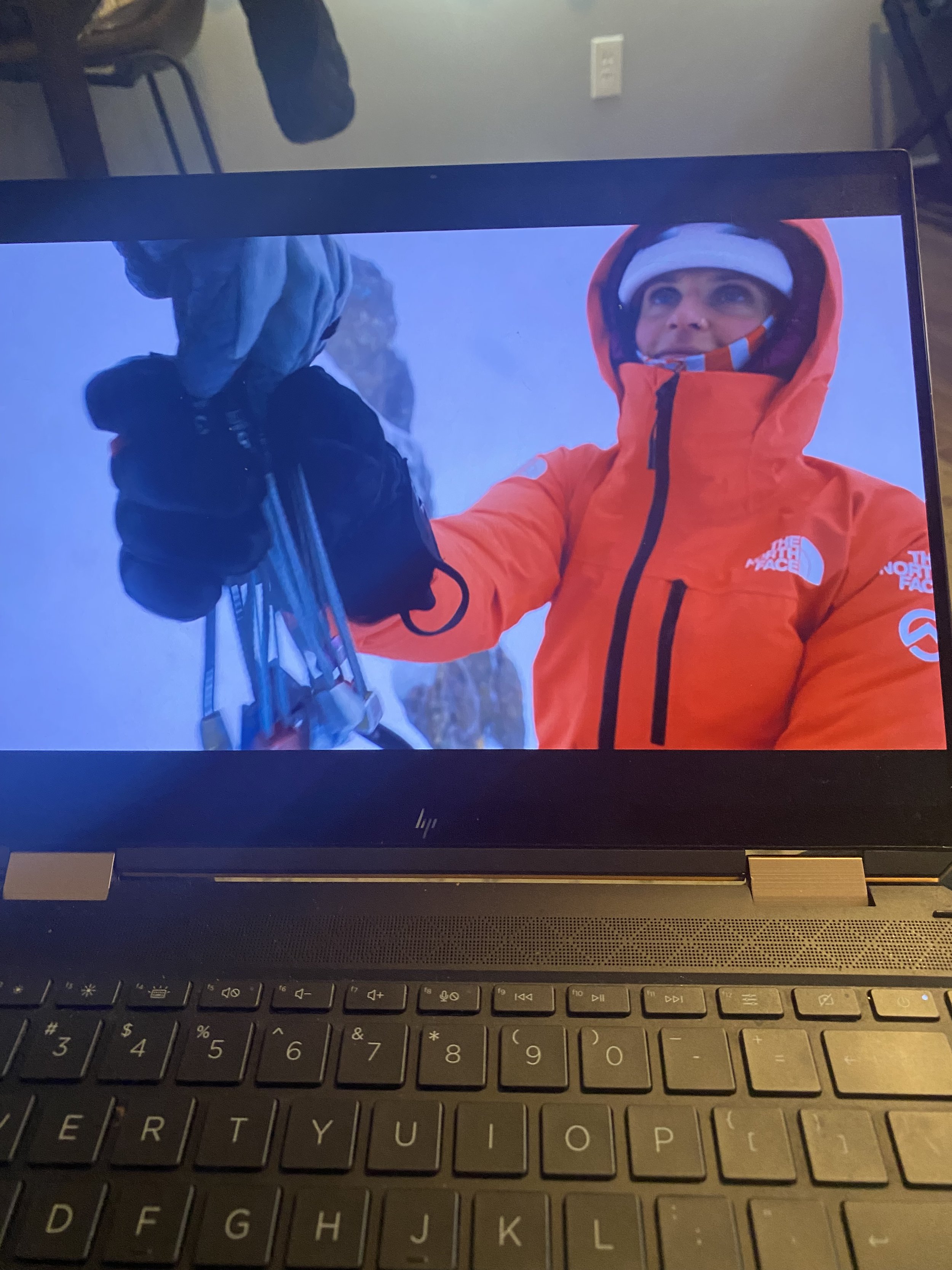 Virtual viewing.jpg