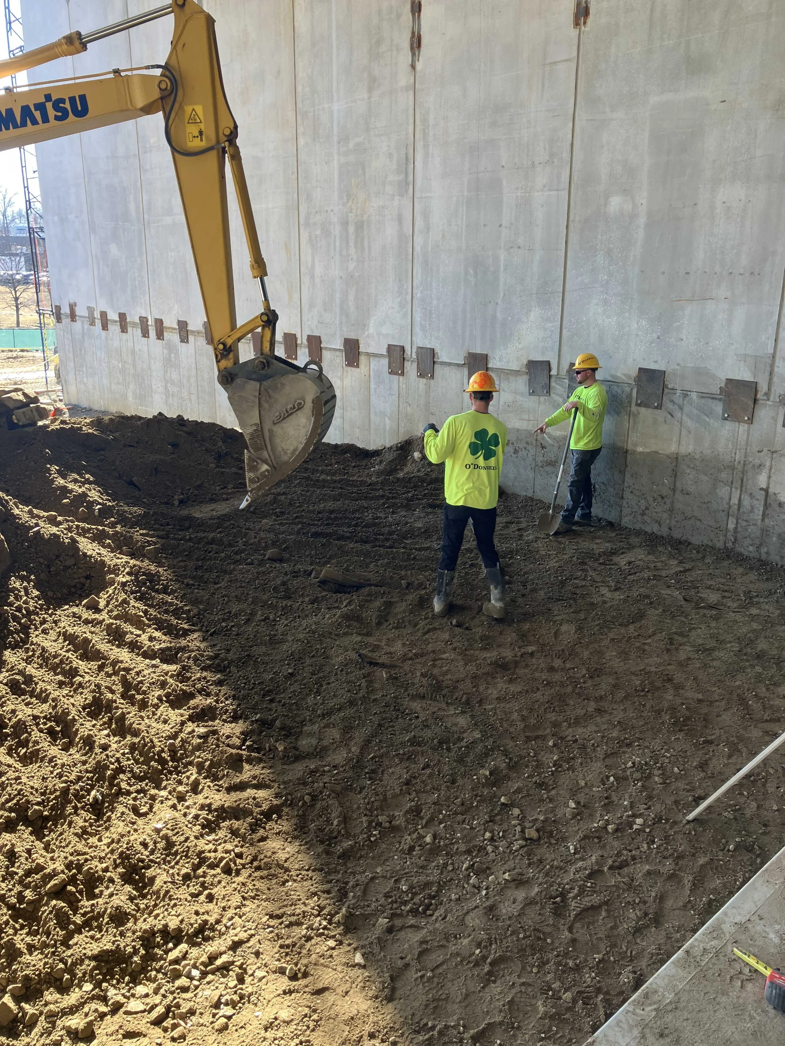 loading dock sub base begin.JPEG