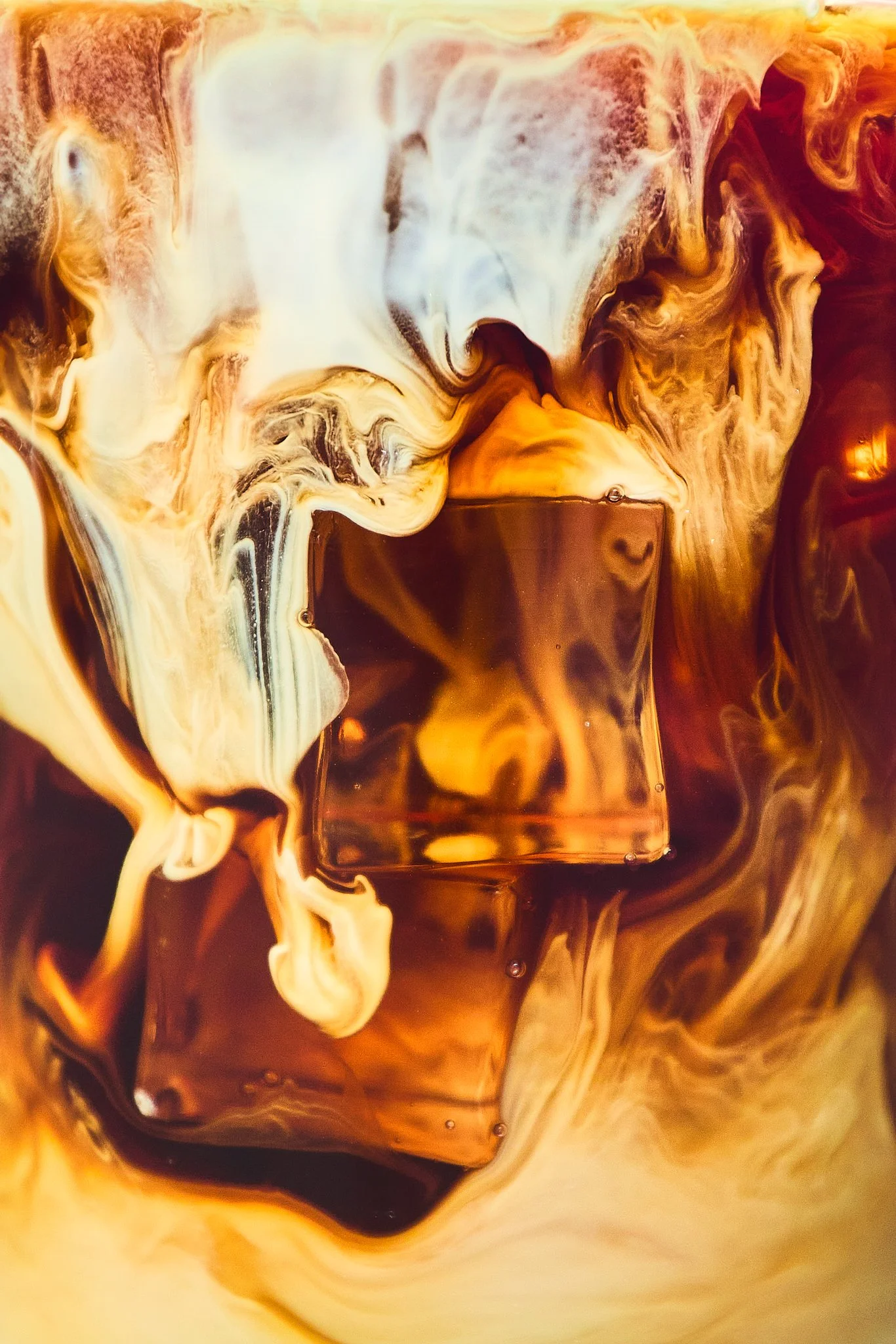 Eclipse x Plata_NonDairyWholeMilk_12.jpeg