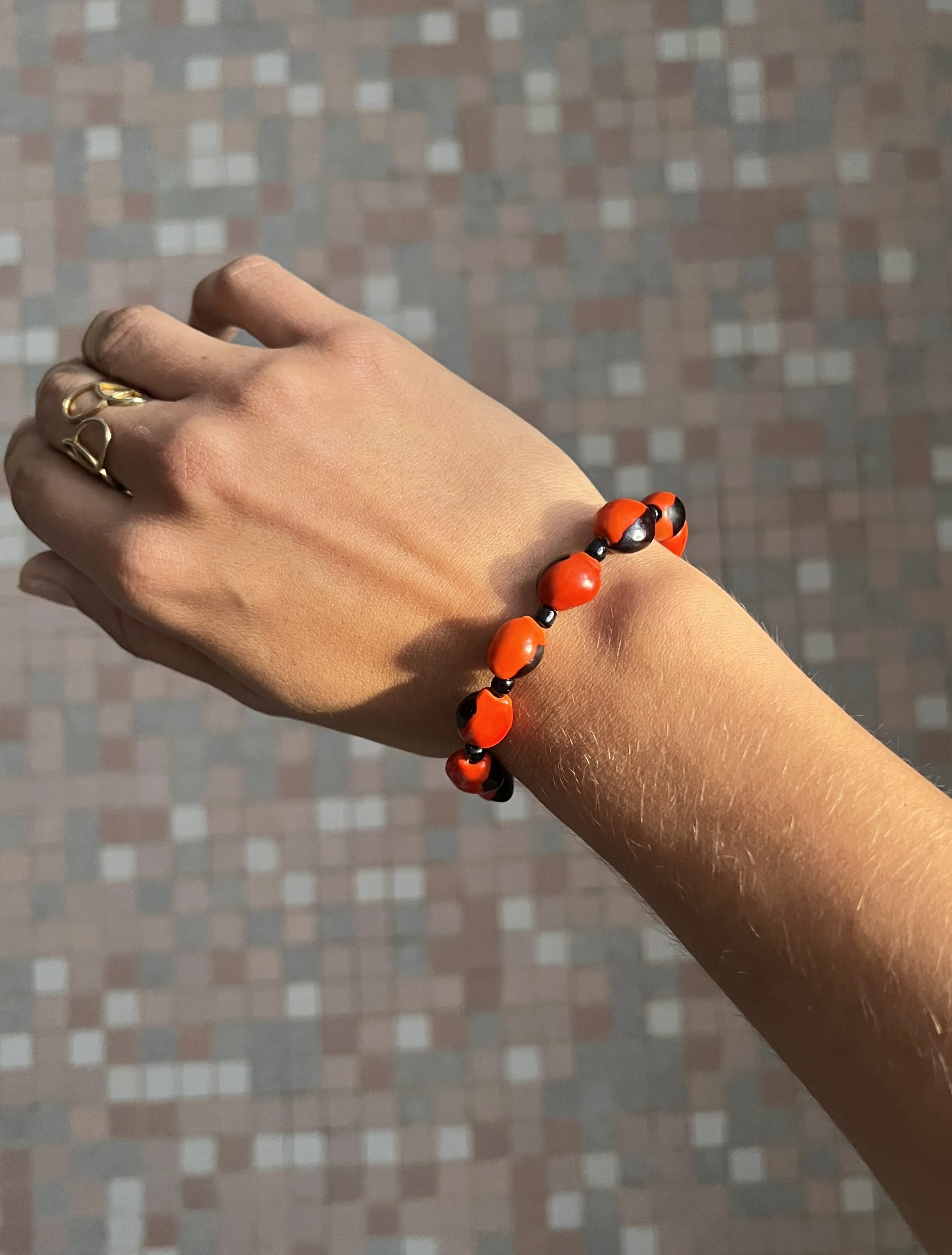 BRACELET : MAIN.jpg